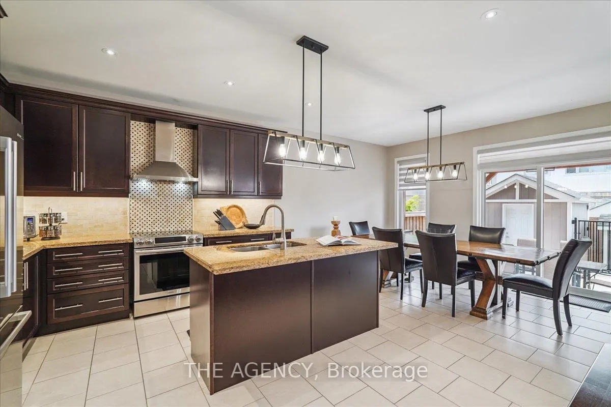 Photo 19 of 77 Sharpe Crescent, New Tecumseth, Tottenham — HOMEH