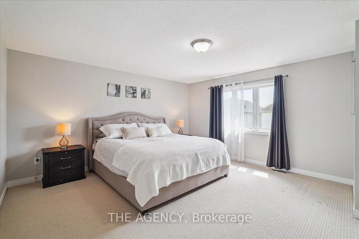 Photo 27 of 77 Sharpe Crescent, New Tecumseth, Tottenham — HOMEH