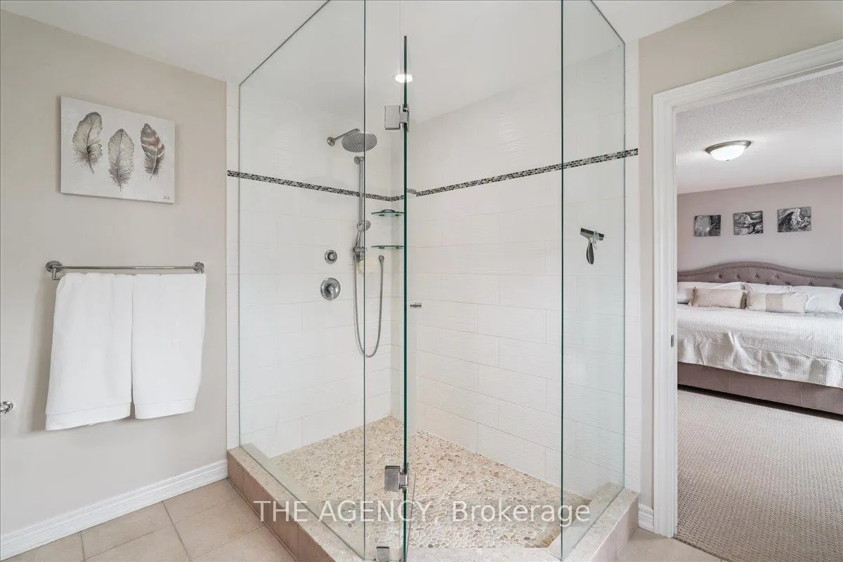 Photo 31 of 77 Sharpe Crescent, New Tecumseth, Tottenham — HOMEH