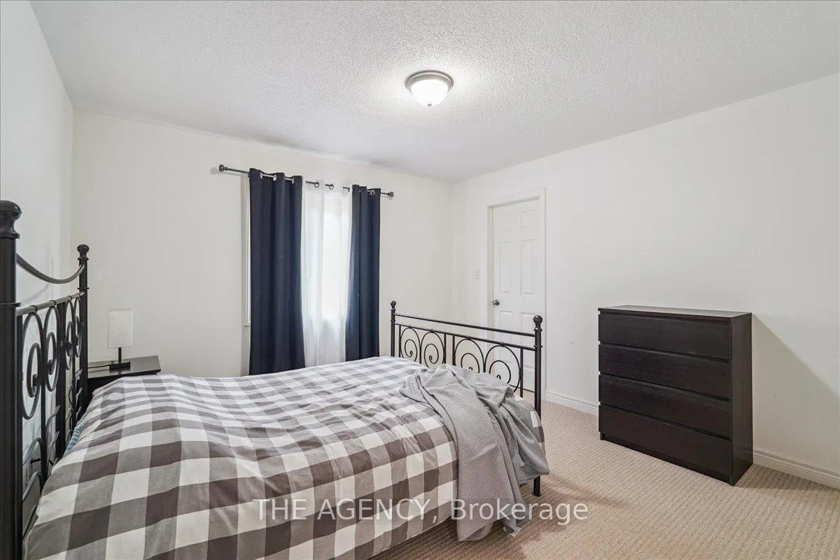 Photo 34 of 77 Sharpe Crescent, New Tecumseth, Tottenham — HOMEH