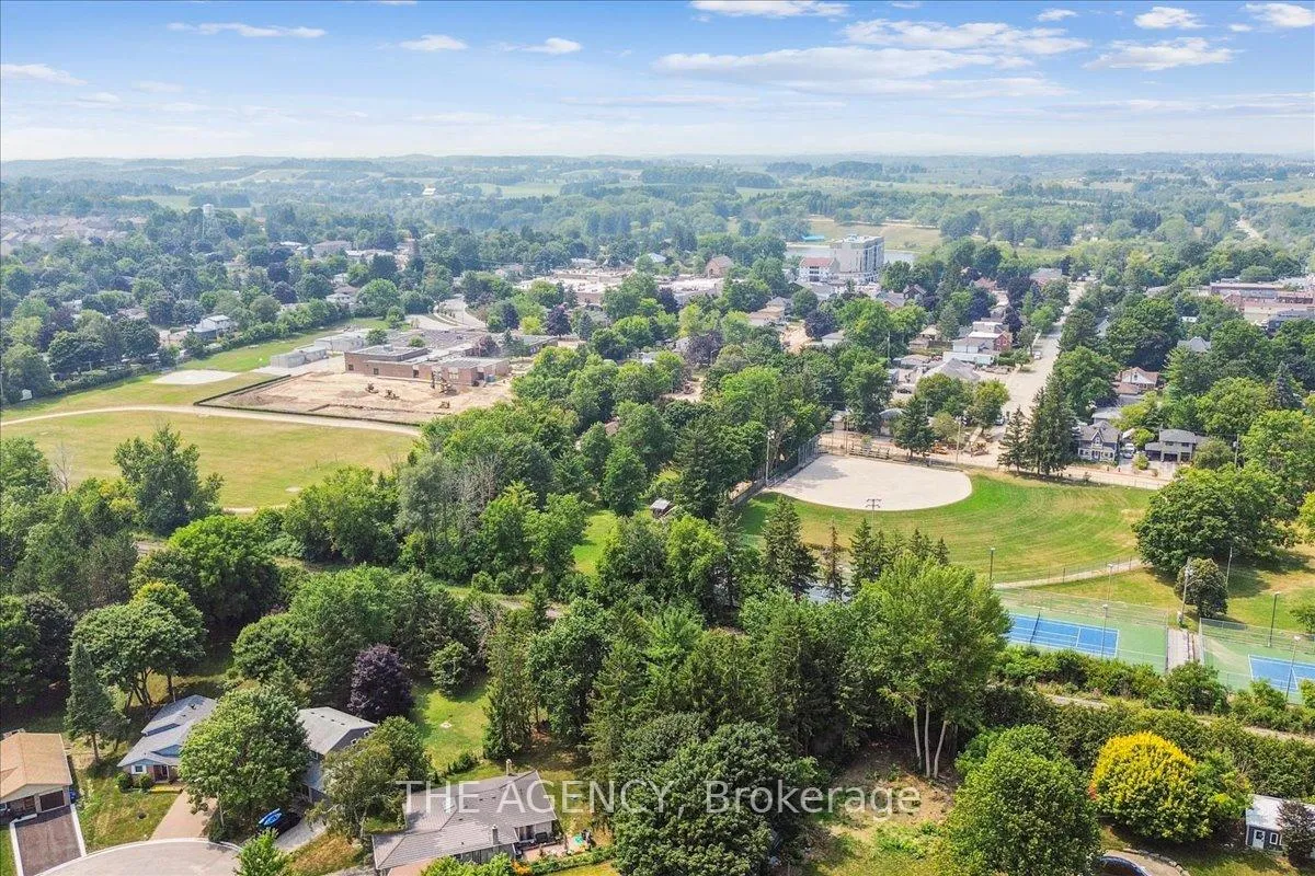 Photo 48 of 77 Sharpe Crescent, New Tecumseth, Tottenham — HOMEH