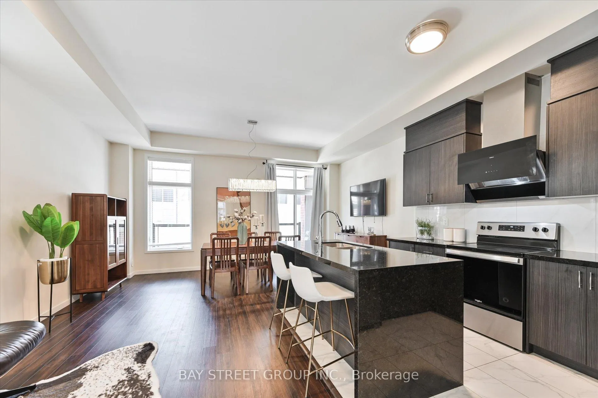 Photo 6 of 36 Armillo Place, Markham, Wismer — HOMEH