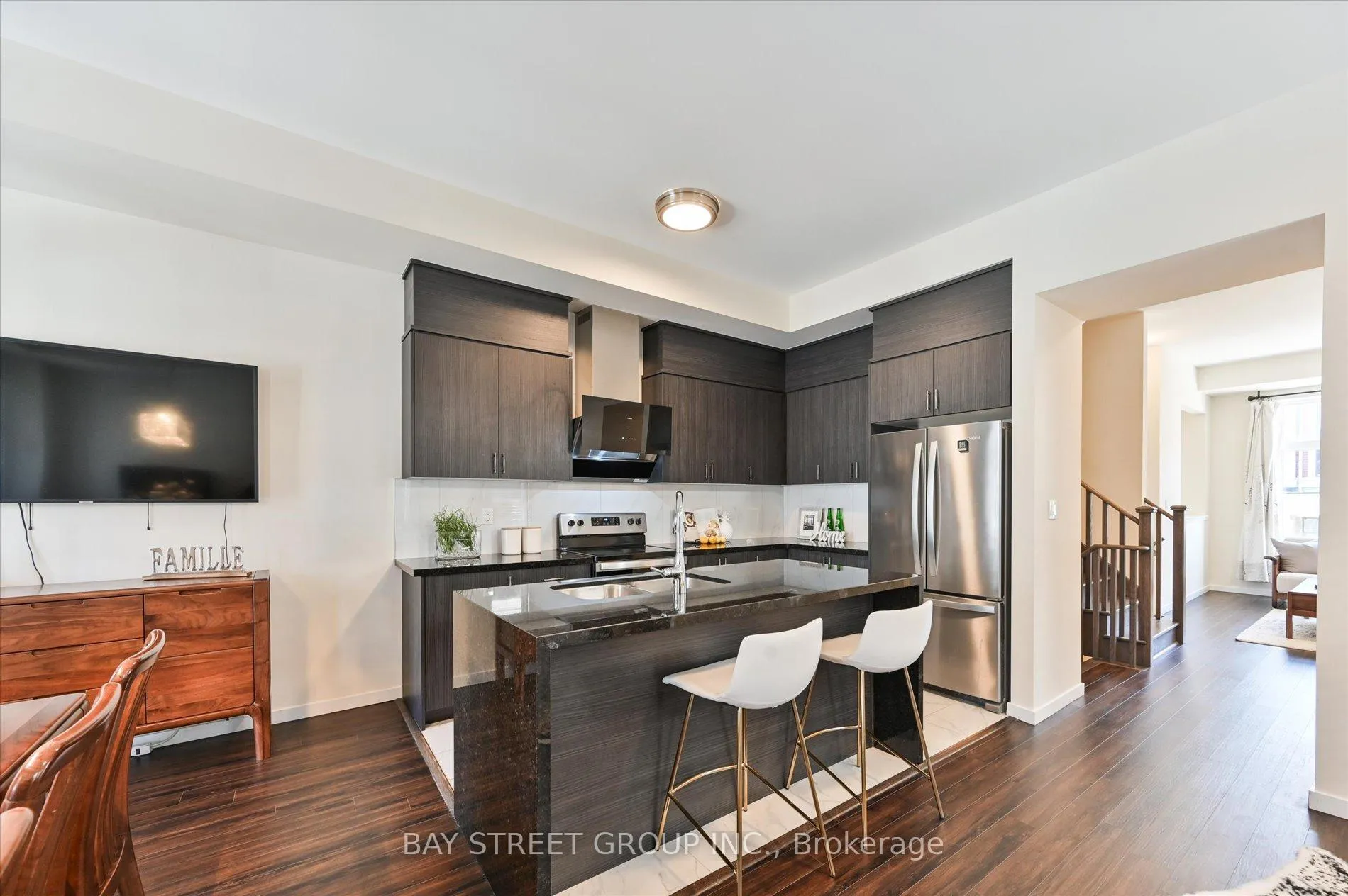 Photo 9 of 36 Armillo Place, Markham, Wismer — HOMEH