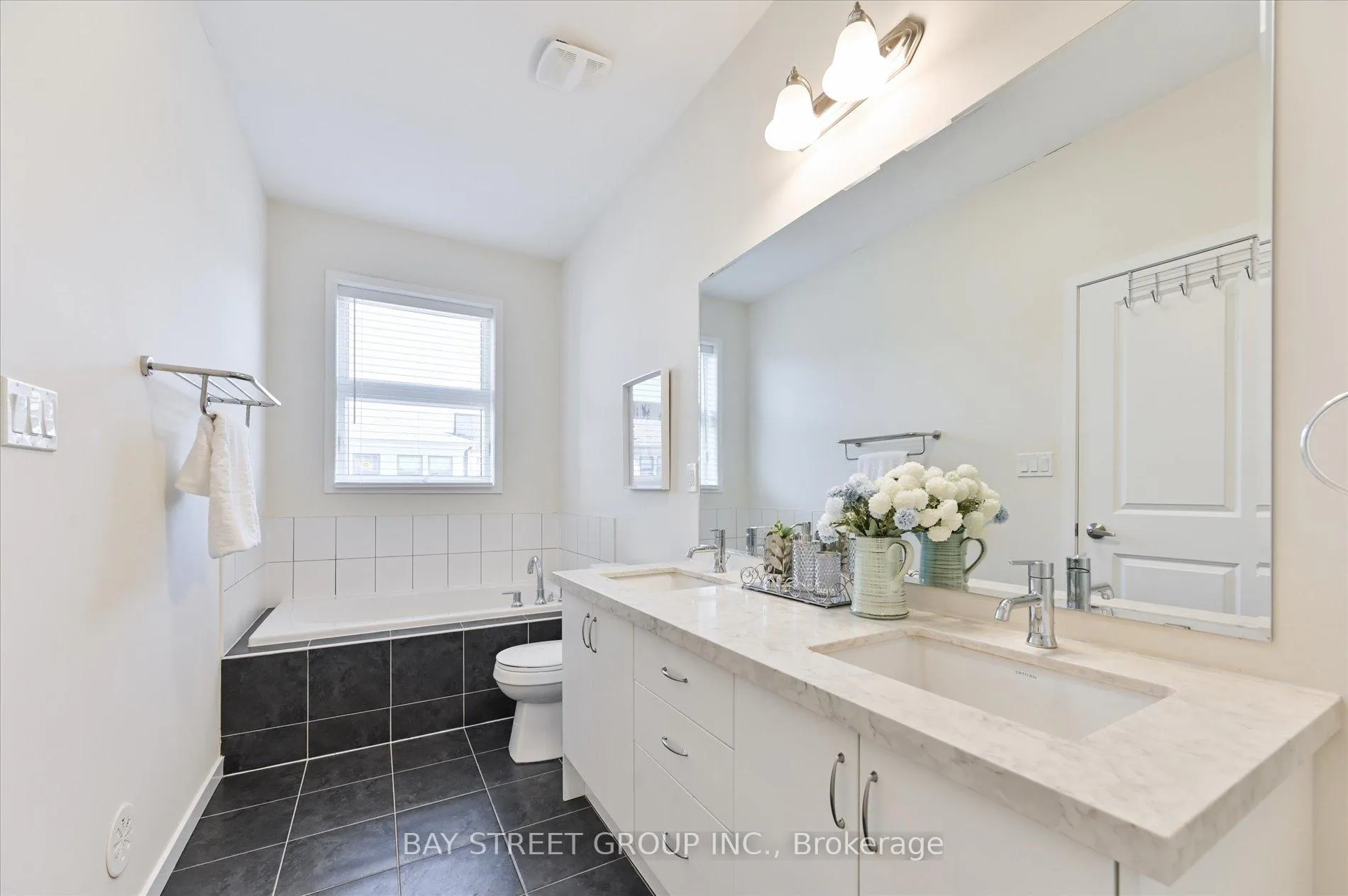 Photo 19 of 36 Armillo Place, Markham, Wismer — HOMEH