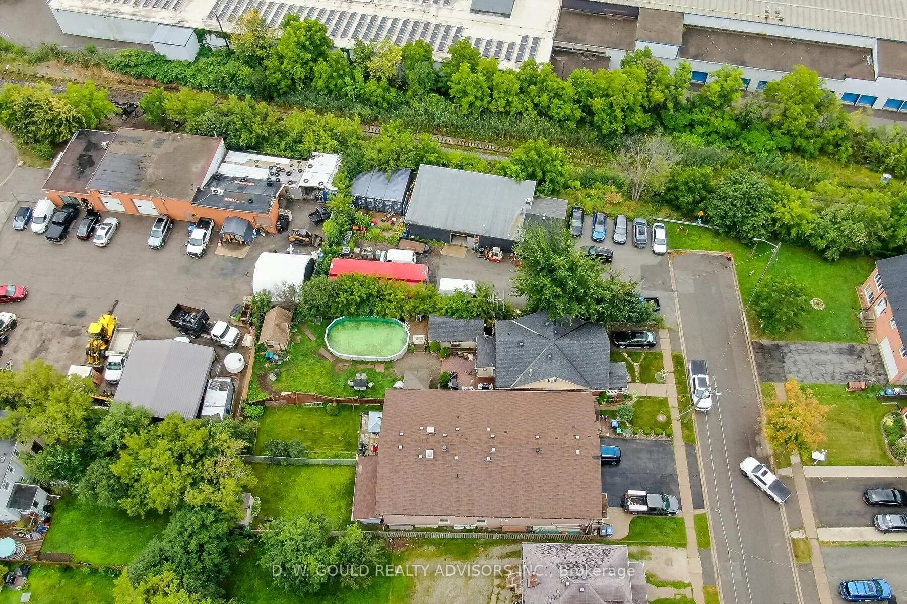 Photo 18 of 69 David Street, Brampton, Downtown Brampton — HOMEH