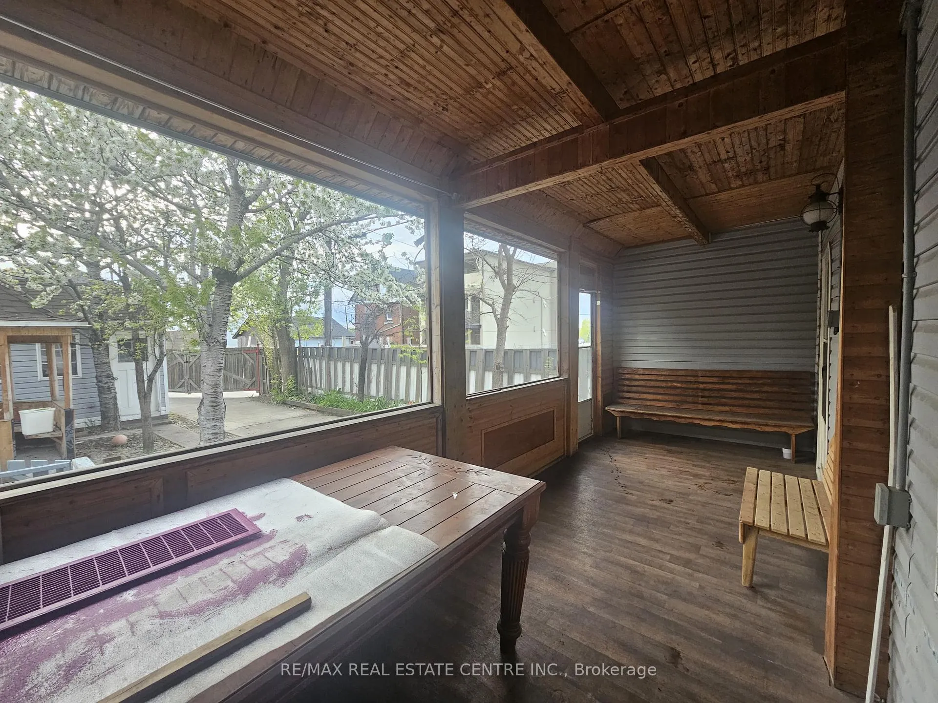 Photo 16 of Unit 1, 273 Rosslyn Avenue N, Hamilton, Crown Point — HOMEH