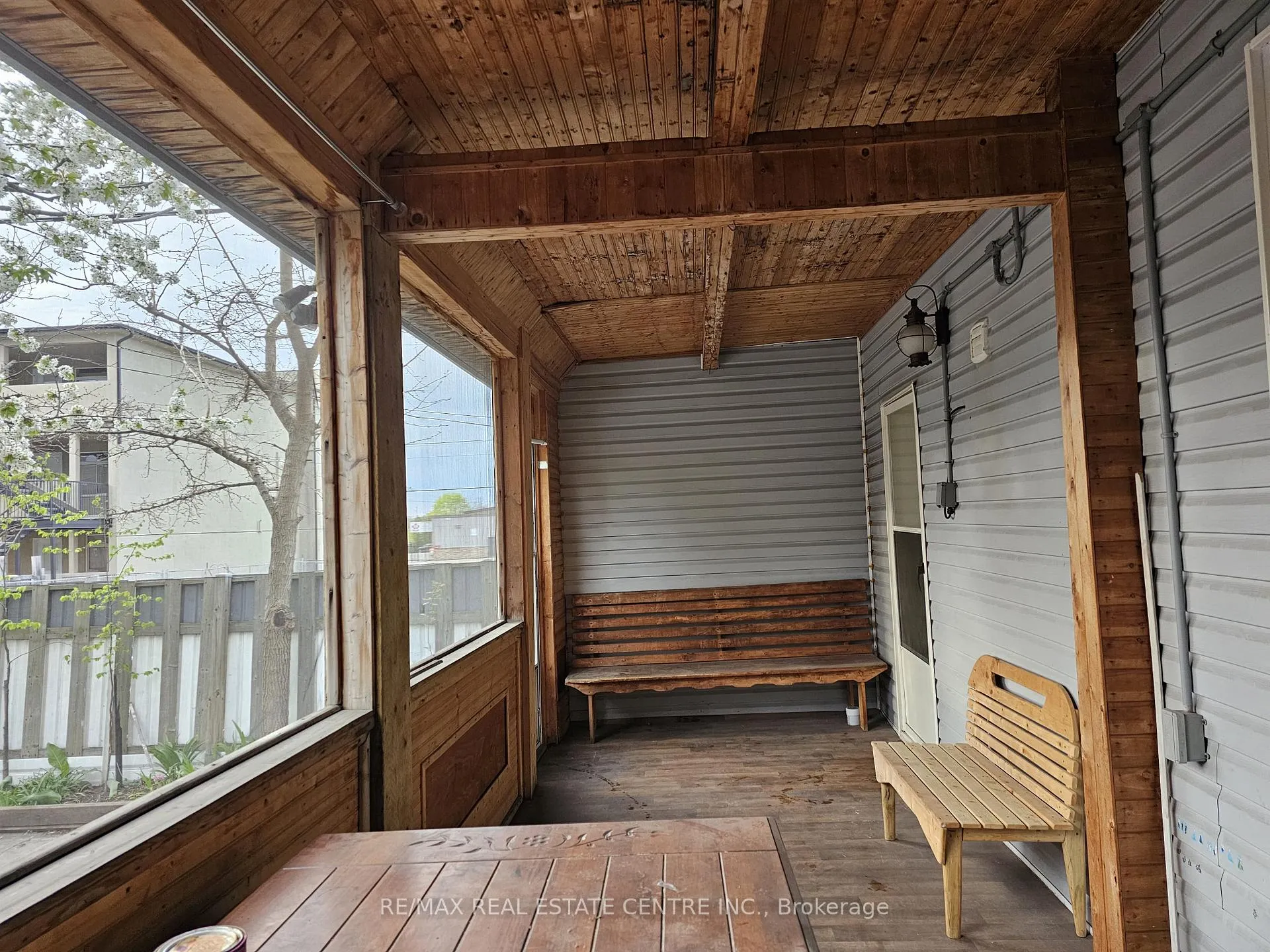 Photo 18 of Unit 1, 273 Rosslyn Avenue N, Hamilton, Crown Point — HOMEH