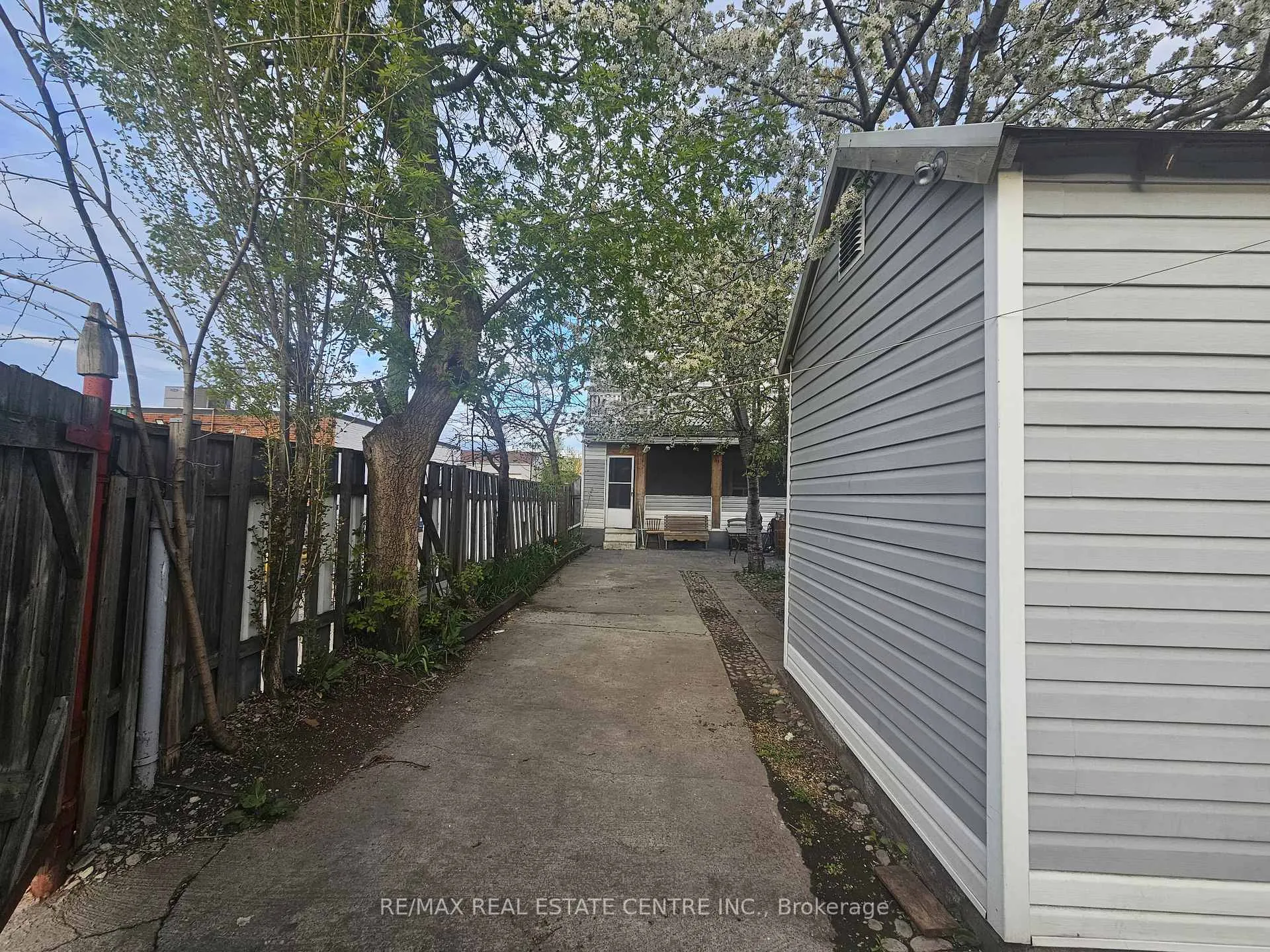 Photo 23 of Unit 1, 273 Rosslyn Avenue N, Hamilton, Crown Point — HOMEH