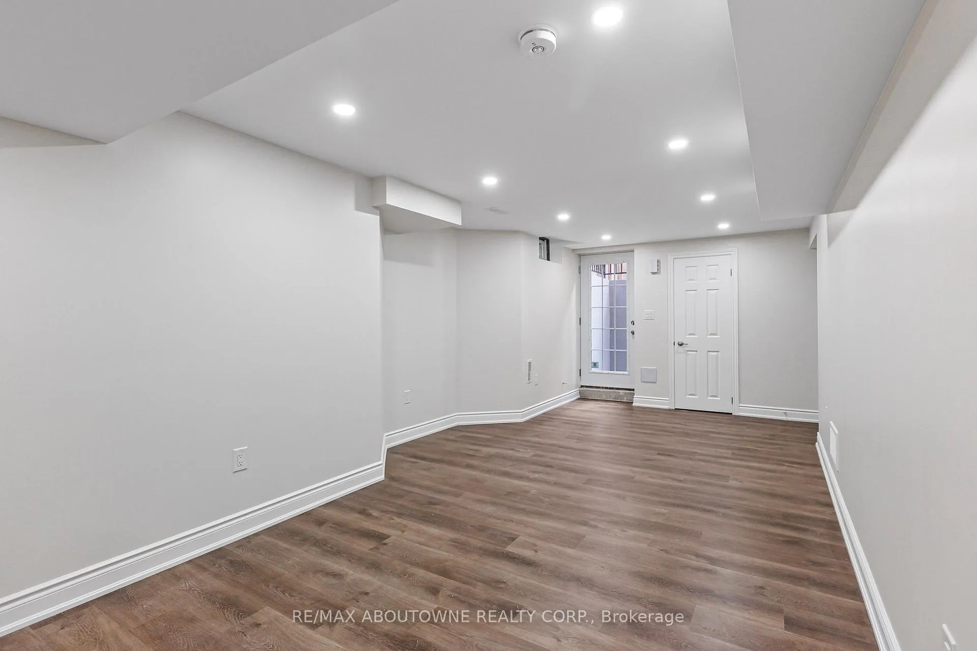 Photo 5 of Unit Basement, 23 Kirkpatrick Street, Brampton, Heart Lake — HOMEH
