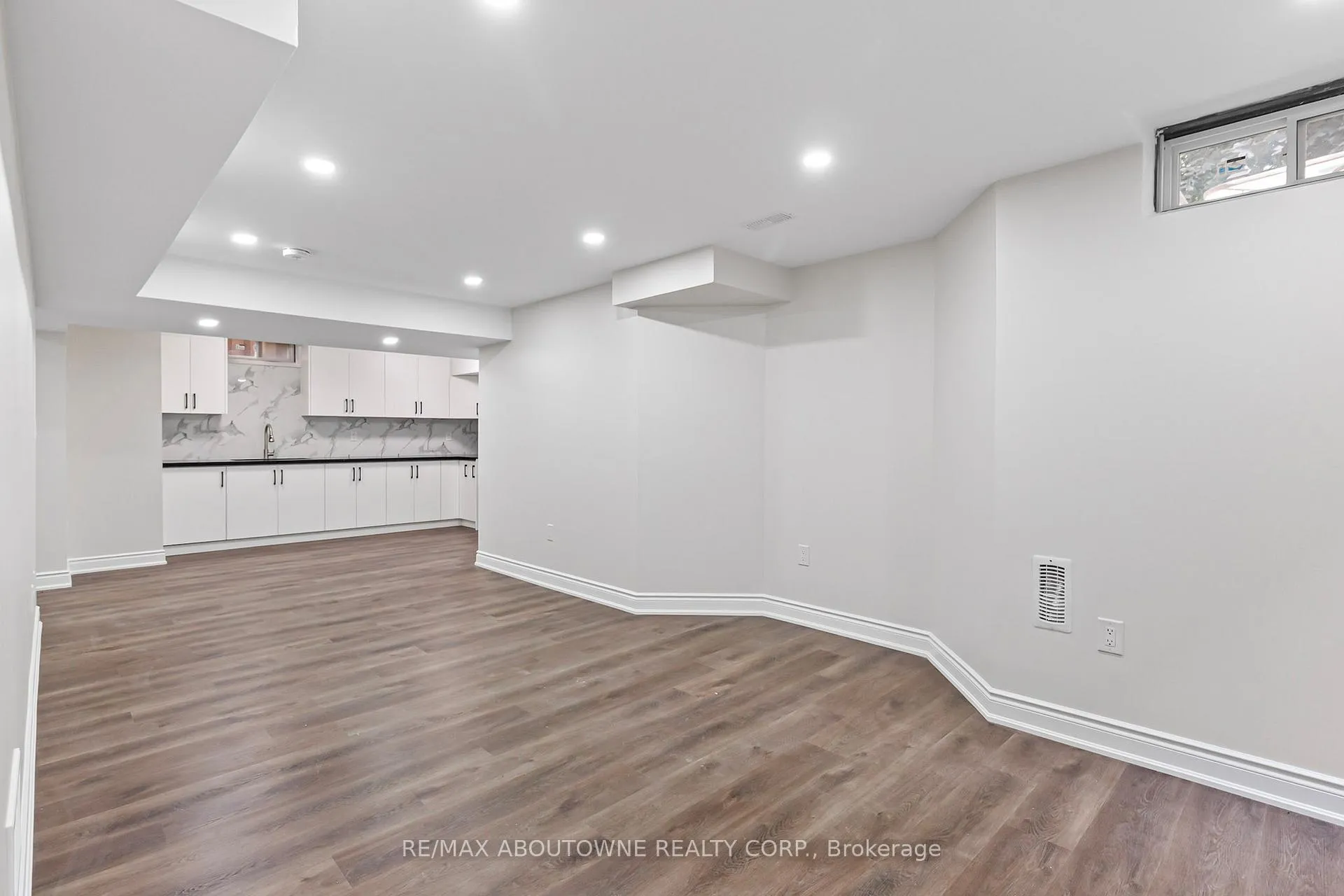 Photo 6 of Unit Basement, 23 Kirkpatrick Street, Brampton, Heart Lake — HOMEH