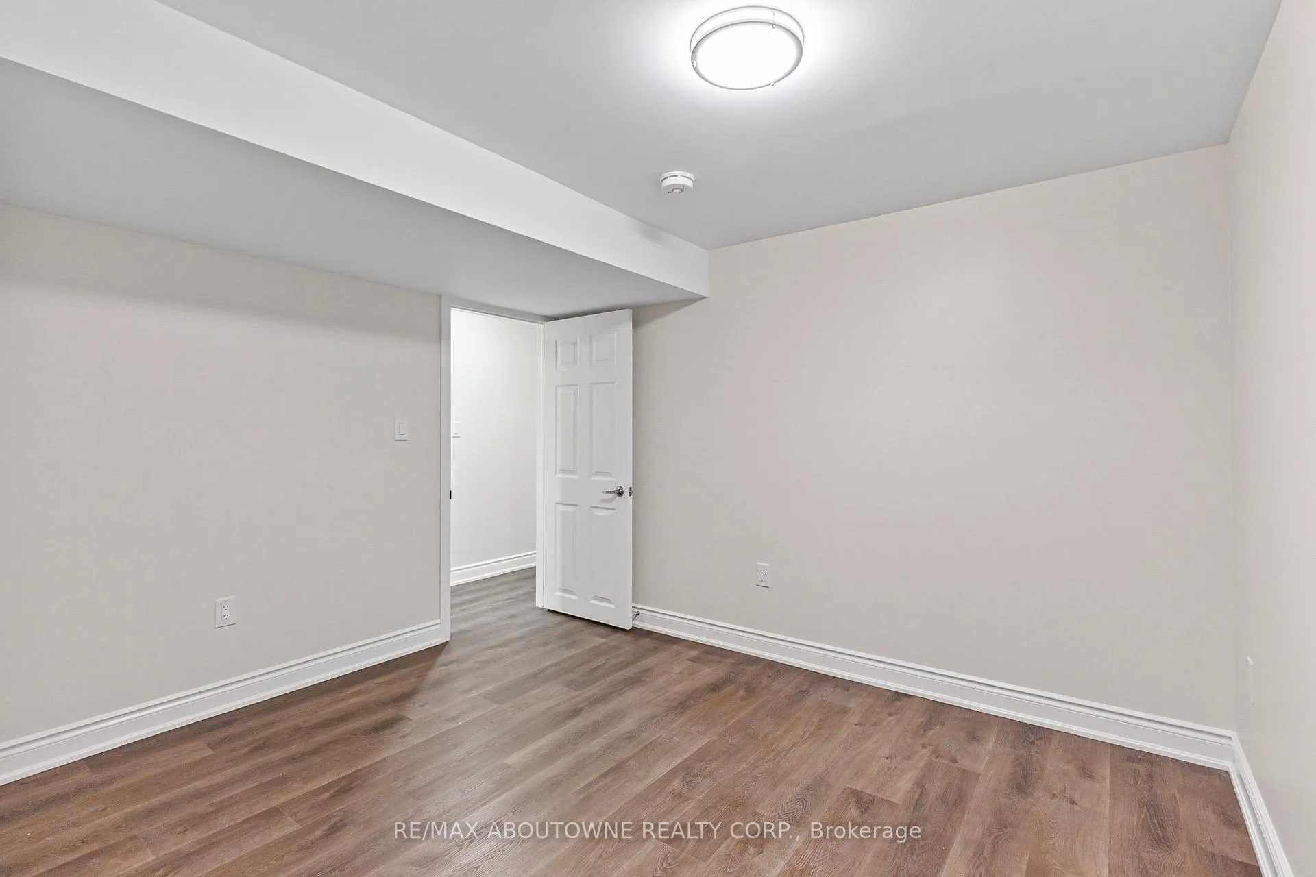 Photo 15 of Unit Basement, 23 Kirkpatrick Street, Brampton, Heart Lake — HOMEH