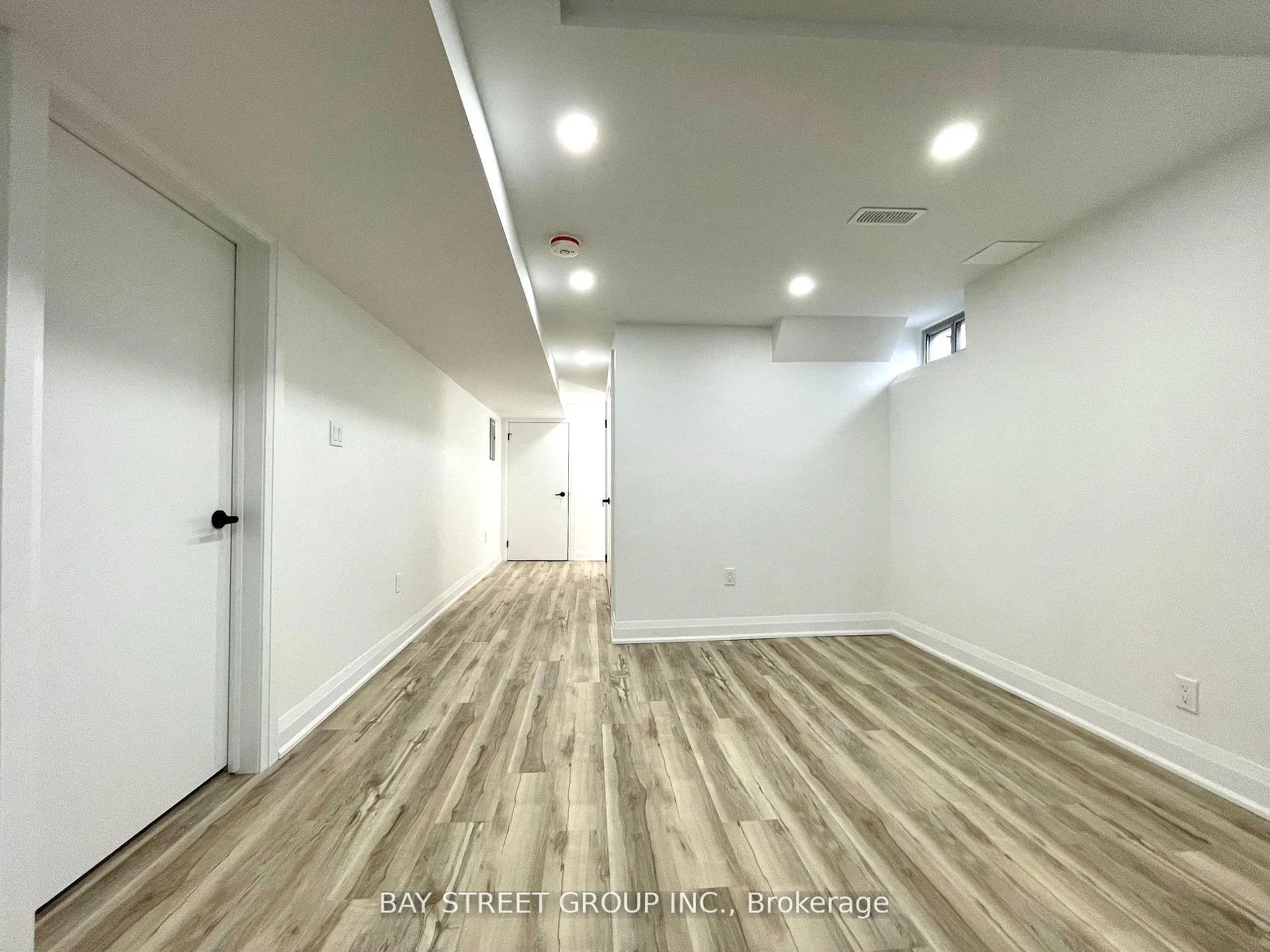 Photo 9 of Unit 2, 119 Claymore Crescent, Oshawa, Eastdale — HOMEH