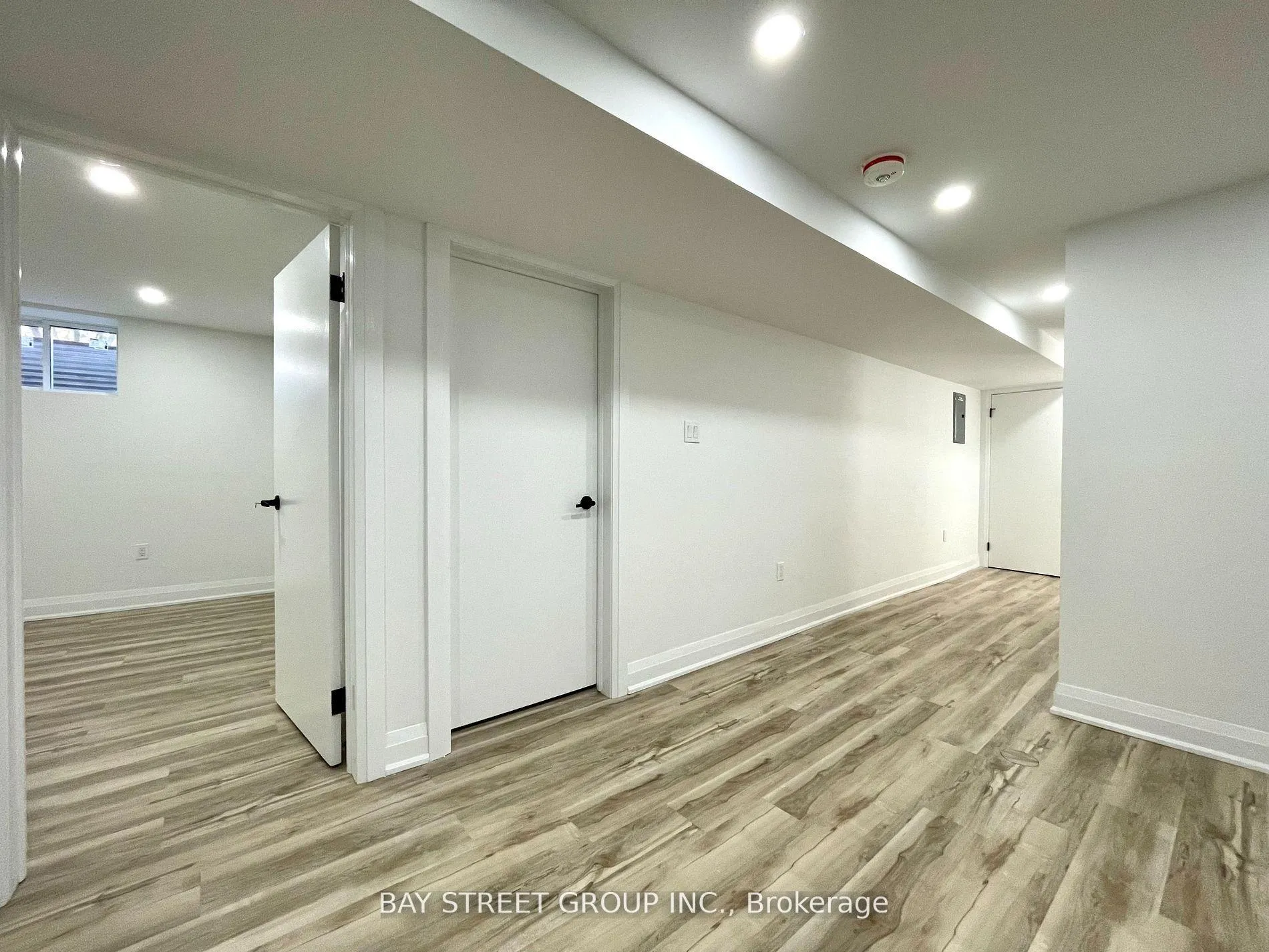 Photo 10 of Unit 2, 119 Claymore Crescent, Oshawa, Eastdale — HOMEH