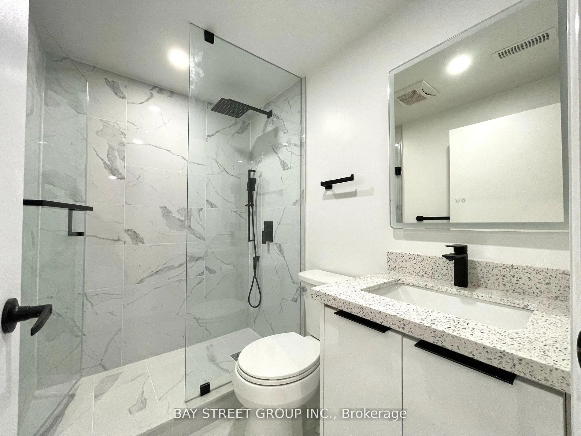 Photo 13 of Unit 2, 119 Claymore Crescent, Oshawa, Eastdale — HOMEH