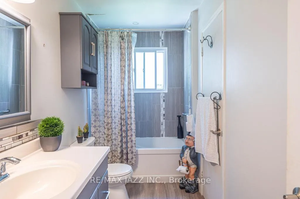 Photo 16 of 22 Sunrise Drive, Scugog, Blackstock — HOMEH