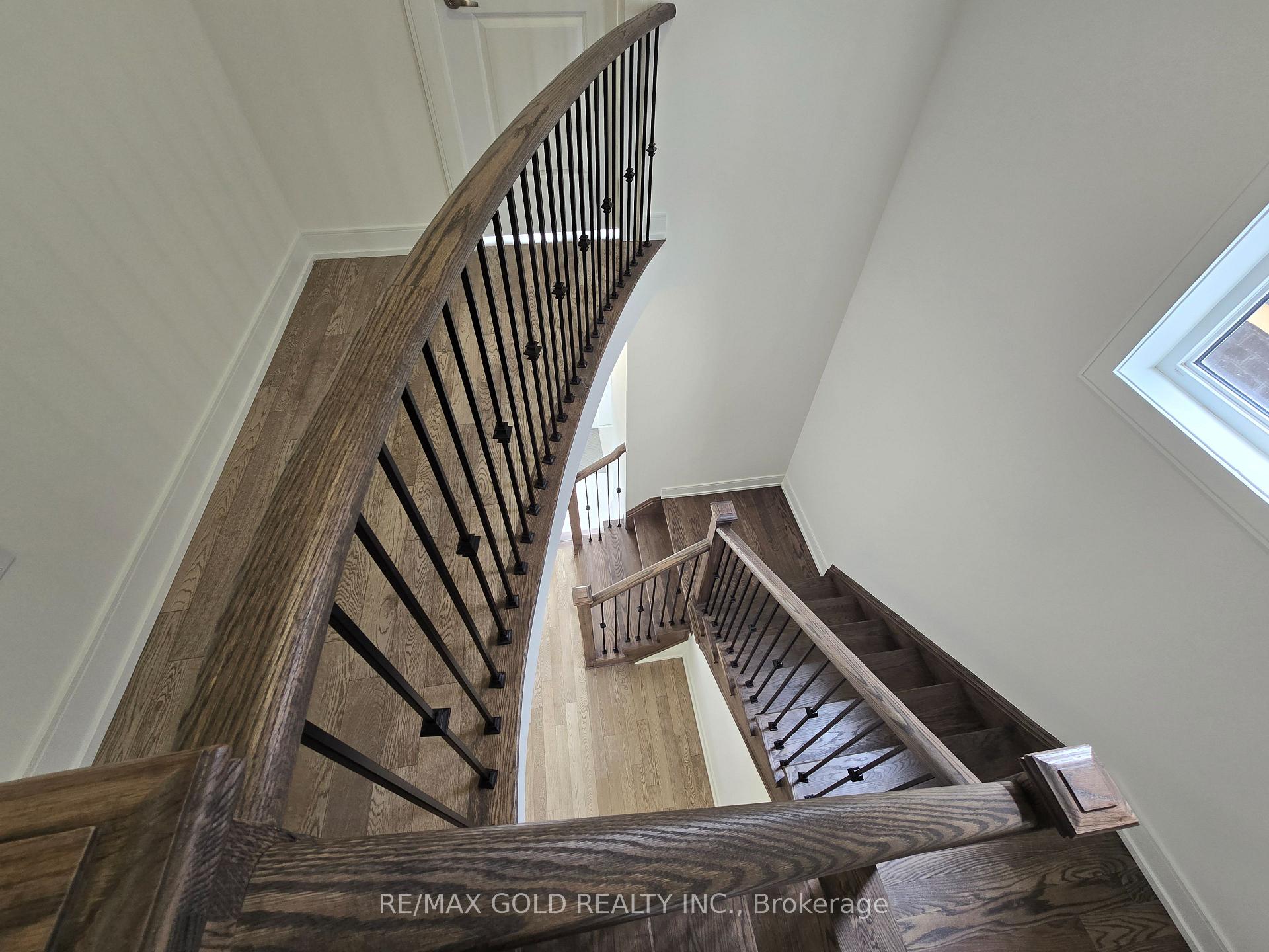 Photo 17 of 33 Stanley Leitch Drive, Kitchener, Mill Courtland Woodside Park — HOMEH