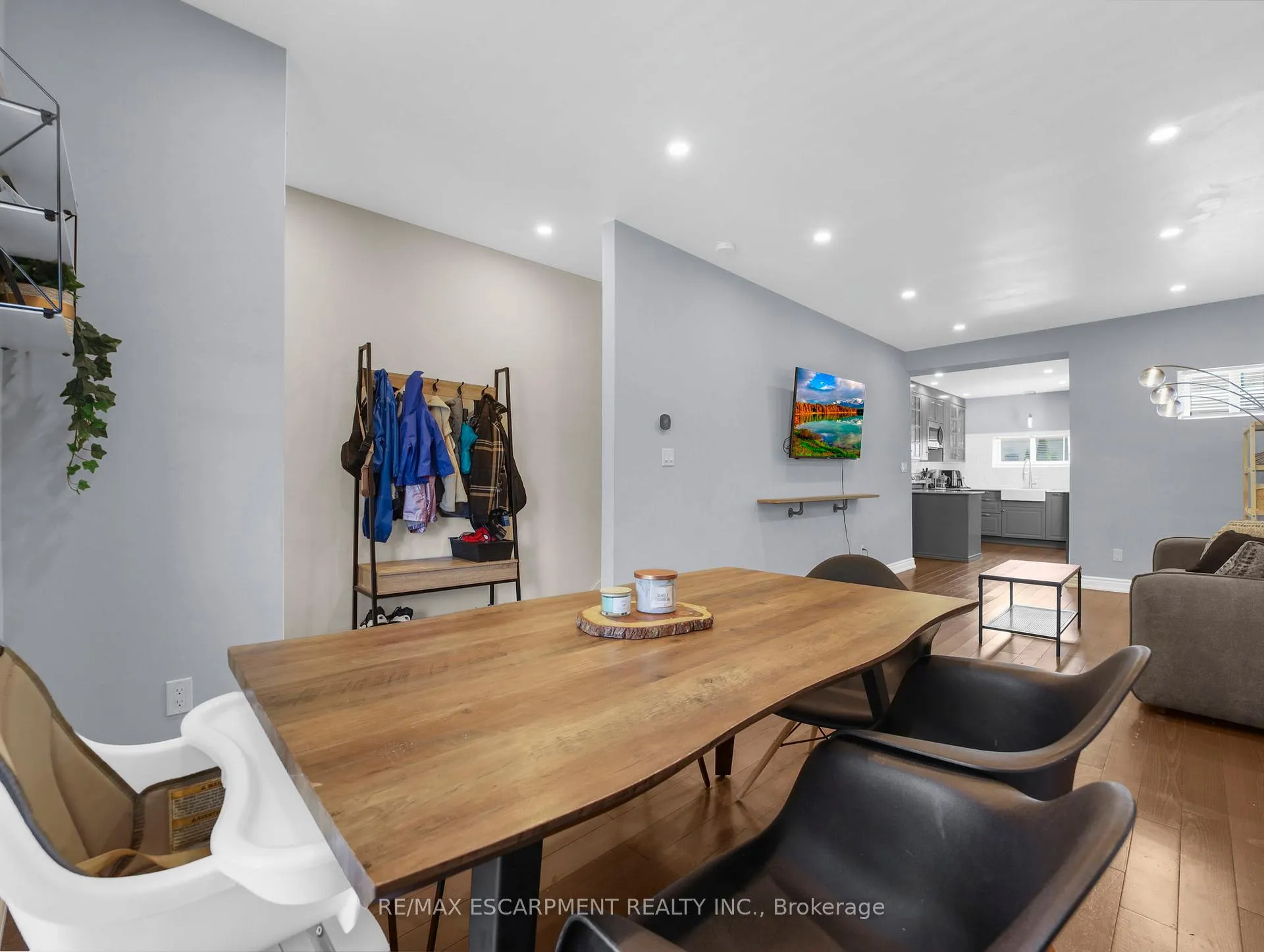 Photo 10 of 114 Burton Street, Hamilton, Industrial Sector — HOMEH