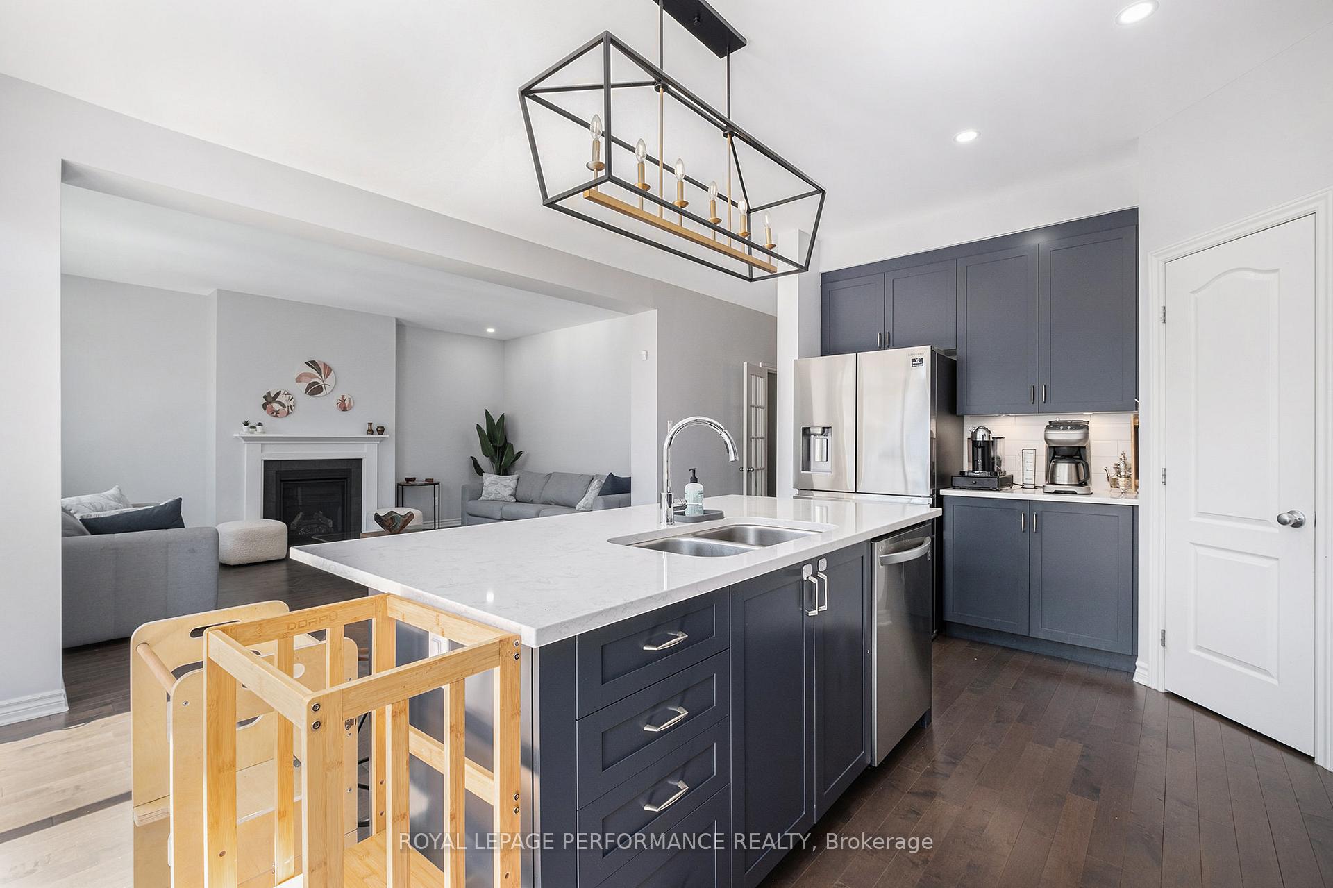 Photo 3 of 223 Trollius Way, Ottawa, Blossom Park/Kemp Park/Findlay Creek — HOMEH