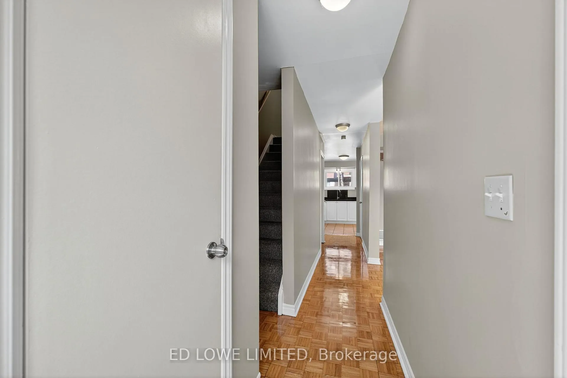 Photo 4 of Unit 27, 275 Blake Street, Barrie, North Shore — HOMEH