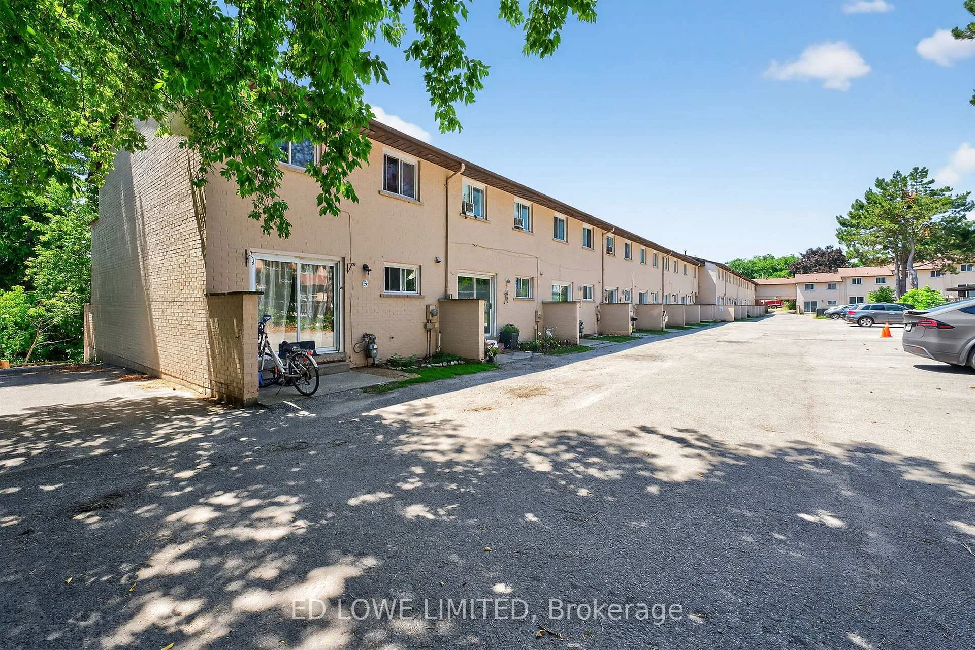Photo 31 of Unit 27, 275 Blake Street, Barrie, North Shore — HOMEH