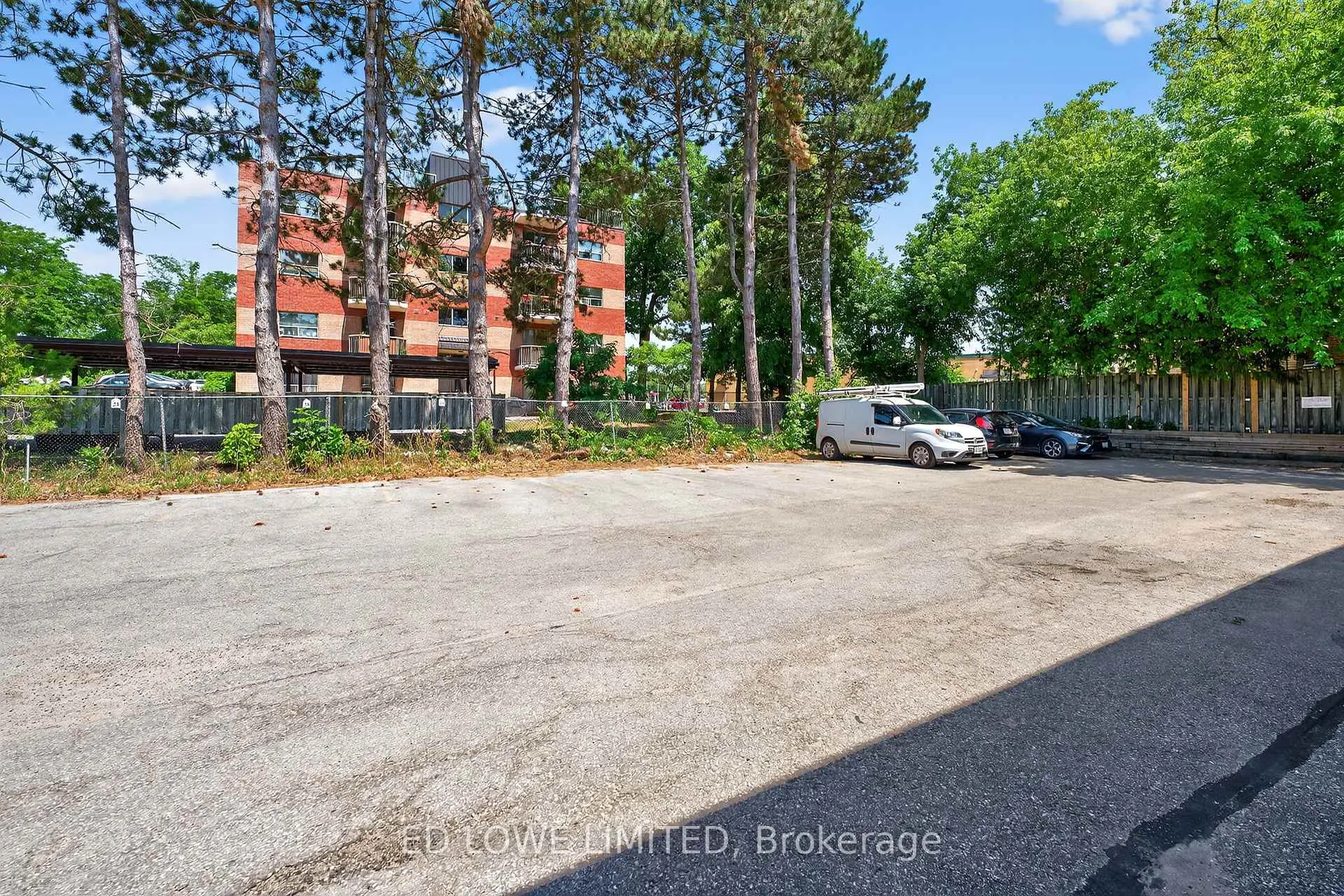 Photo 32 of Unit 27, 275 Blake Street, Barrie, North Shore — HOMEH