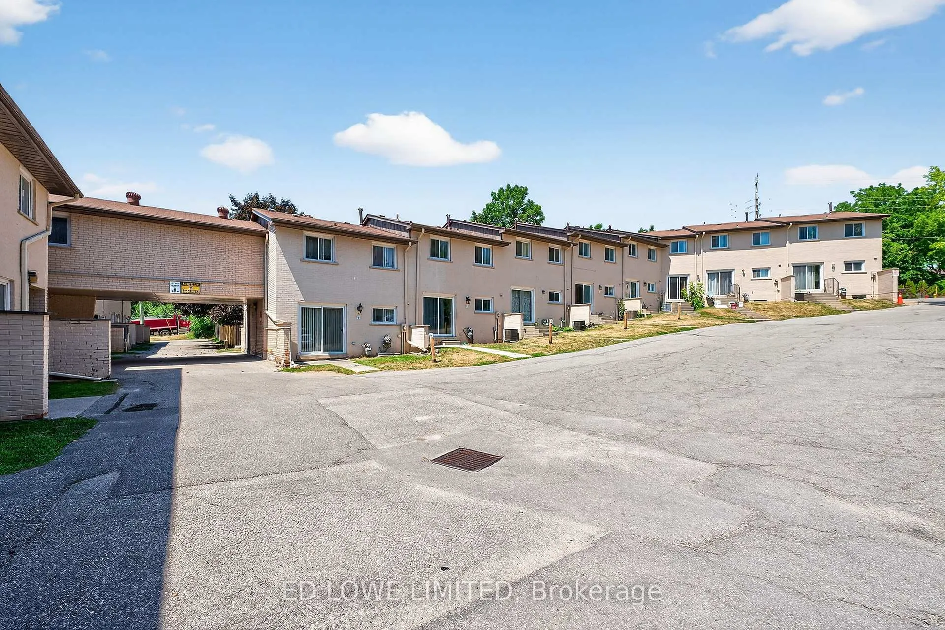 Photo 33 of Unit 27, 275 Blake Street, Barrie, North Shore — HOMEH