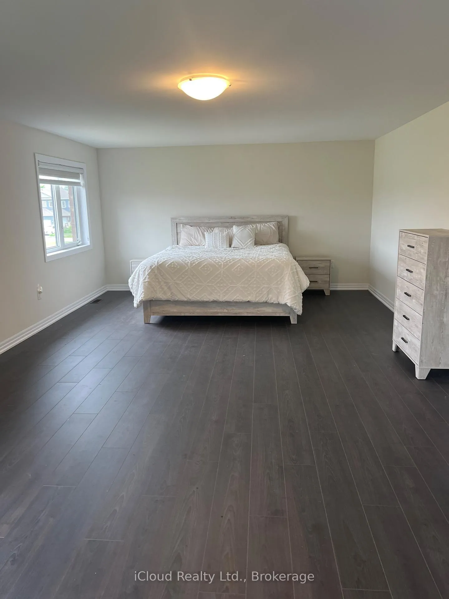 Photo 13 of 202 Stayner Street, Clearview, Stayner — HOMEH