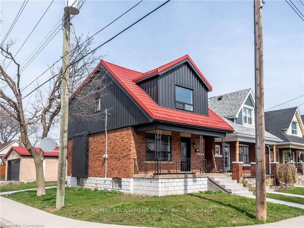 Photo 3 of 49 Cameron Avenue N, Hamilton, Homeside — HOMEH