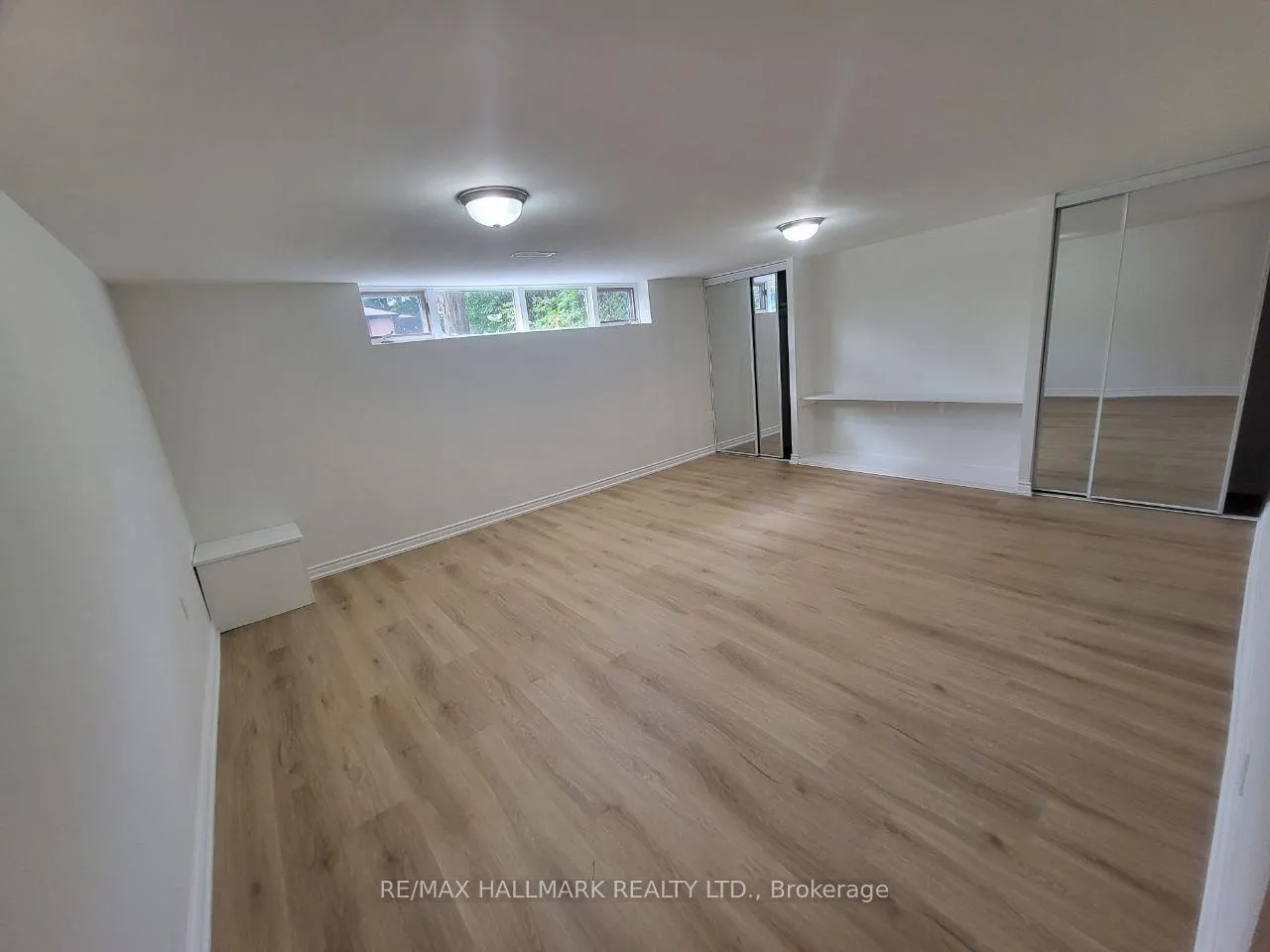 Photo 3 of Unit Lower, 10 Johnson Road, Aurora, Aurora Highlands — HOMEH