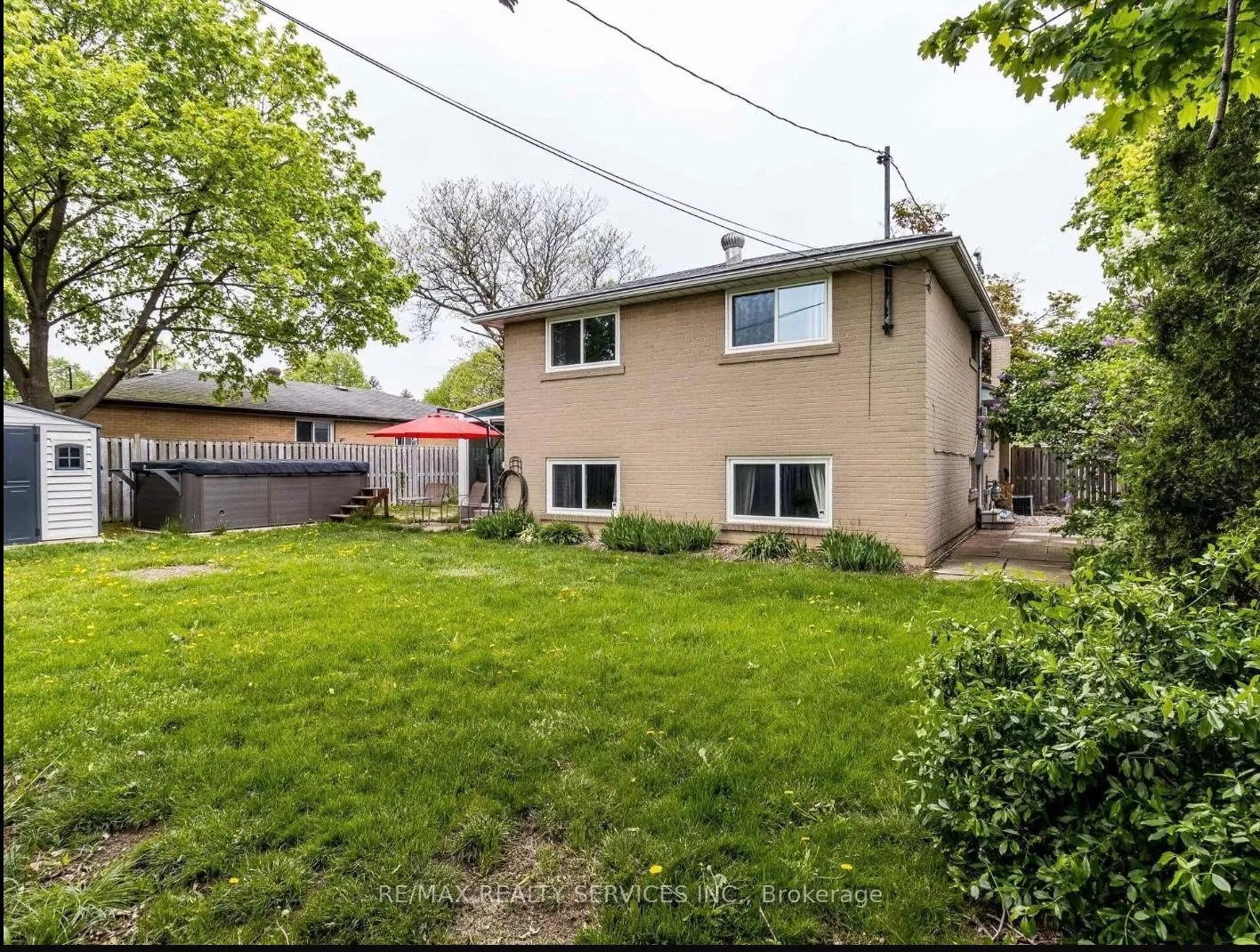Photo 10 of 64 Brookdale Crescent, Brampton, Avondale — HOMEH