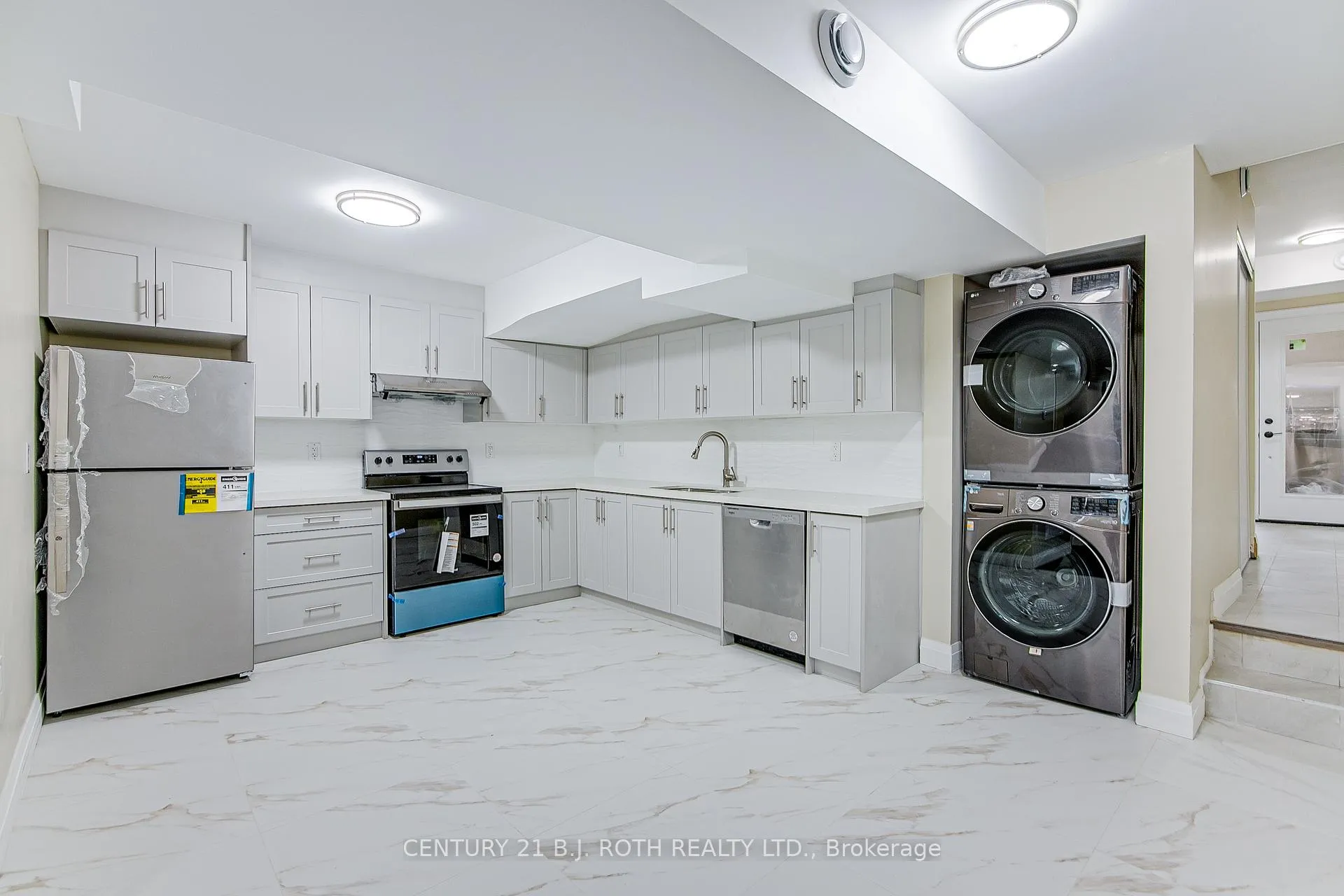 Photo 6 of Unit 2, 82 Peel Street, Barrie, Wellington — HOMEH