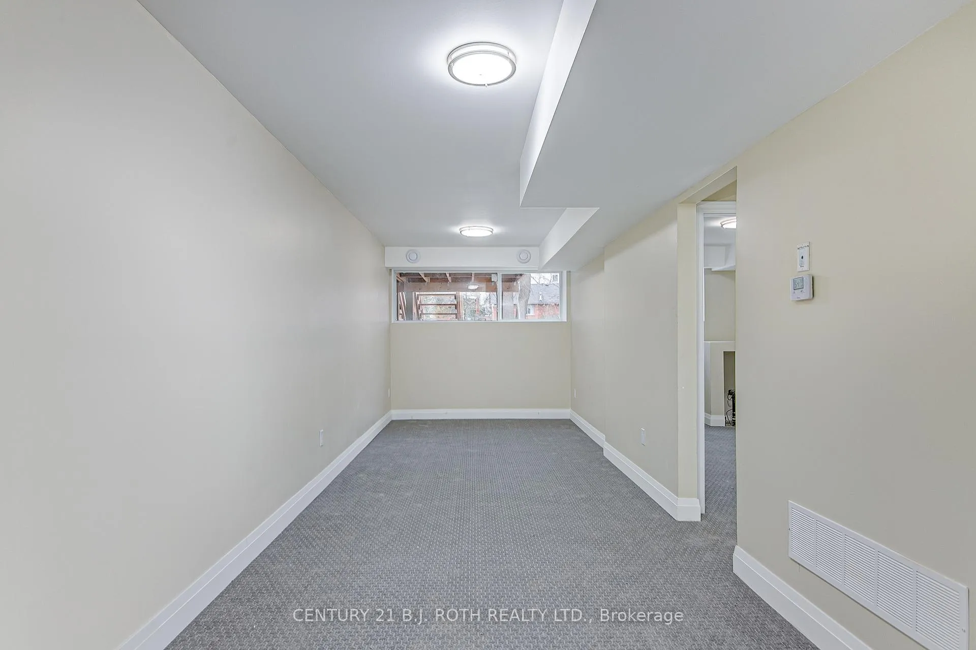 Photo 7 of Unit 2, 82 Peel Street, Barrie, Wellington — HOMEH