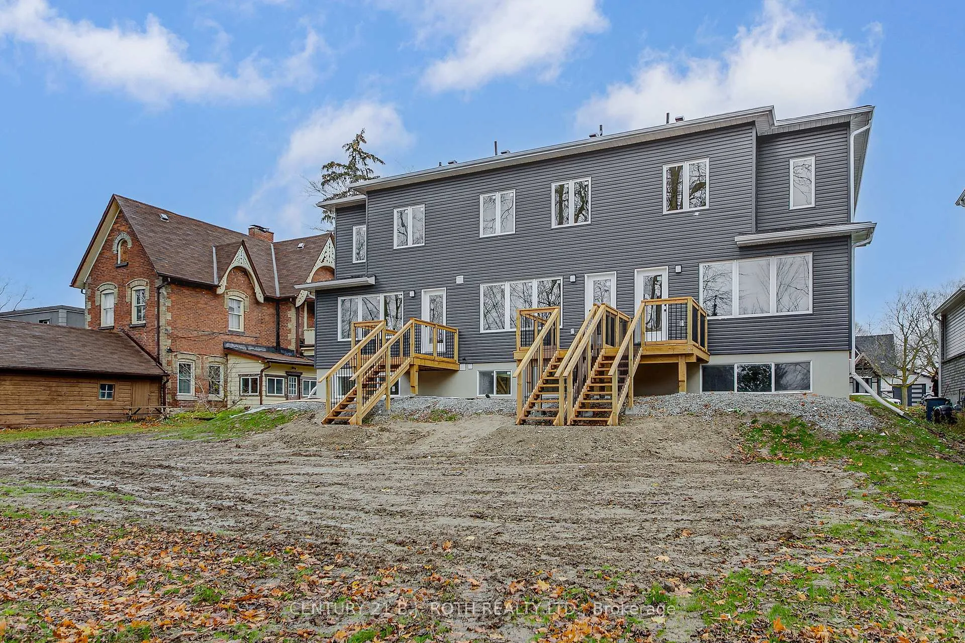 Photo 10 of Unit 2, 82 Peel Street, Barrie, Wellington — HOMEH