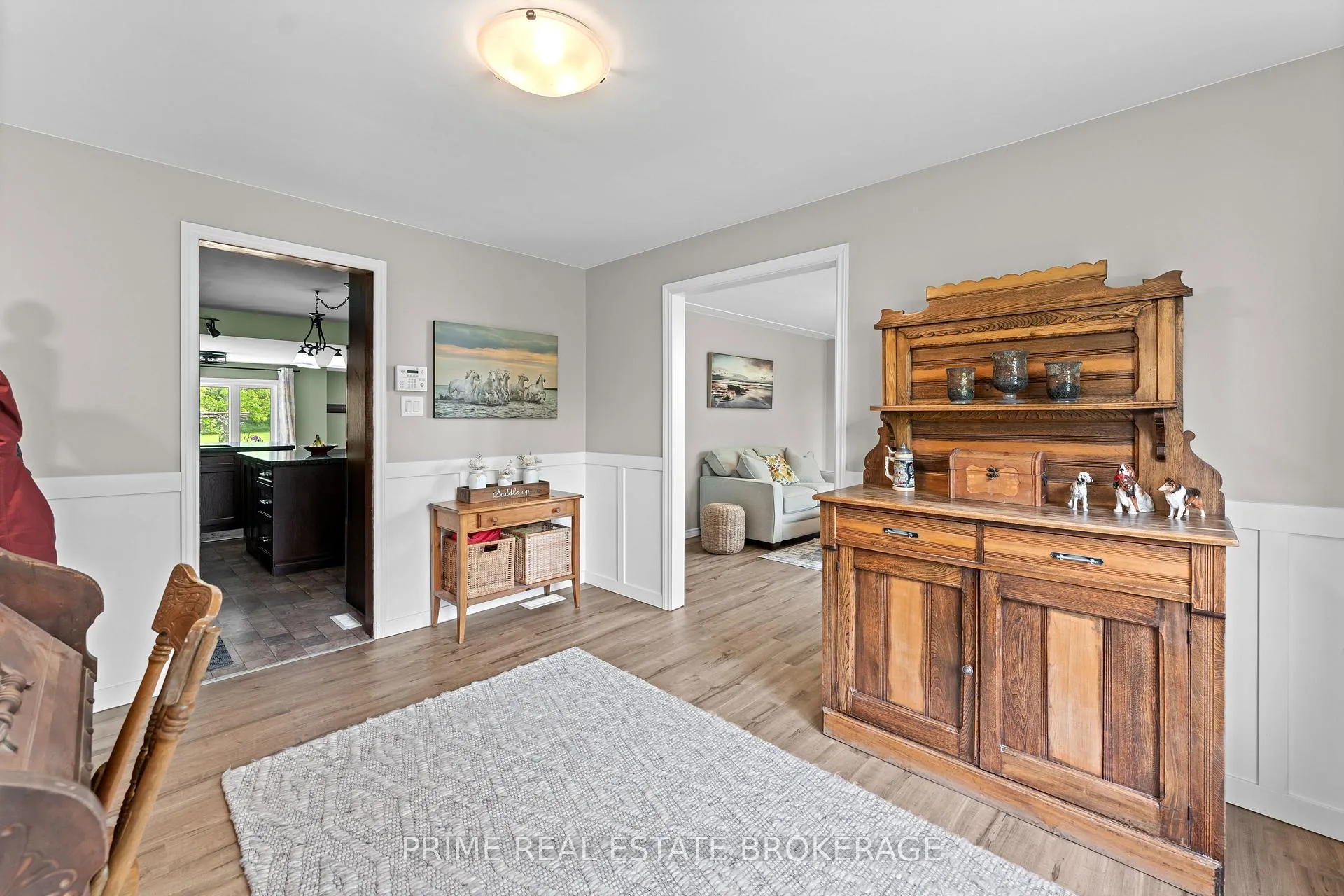 Photo 11 of 3304 Cromarty Drive, Thames Centre, Putnam — HOMEH
