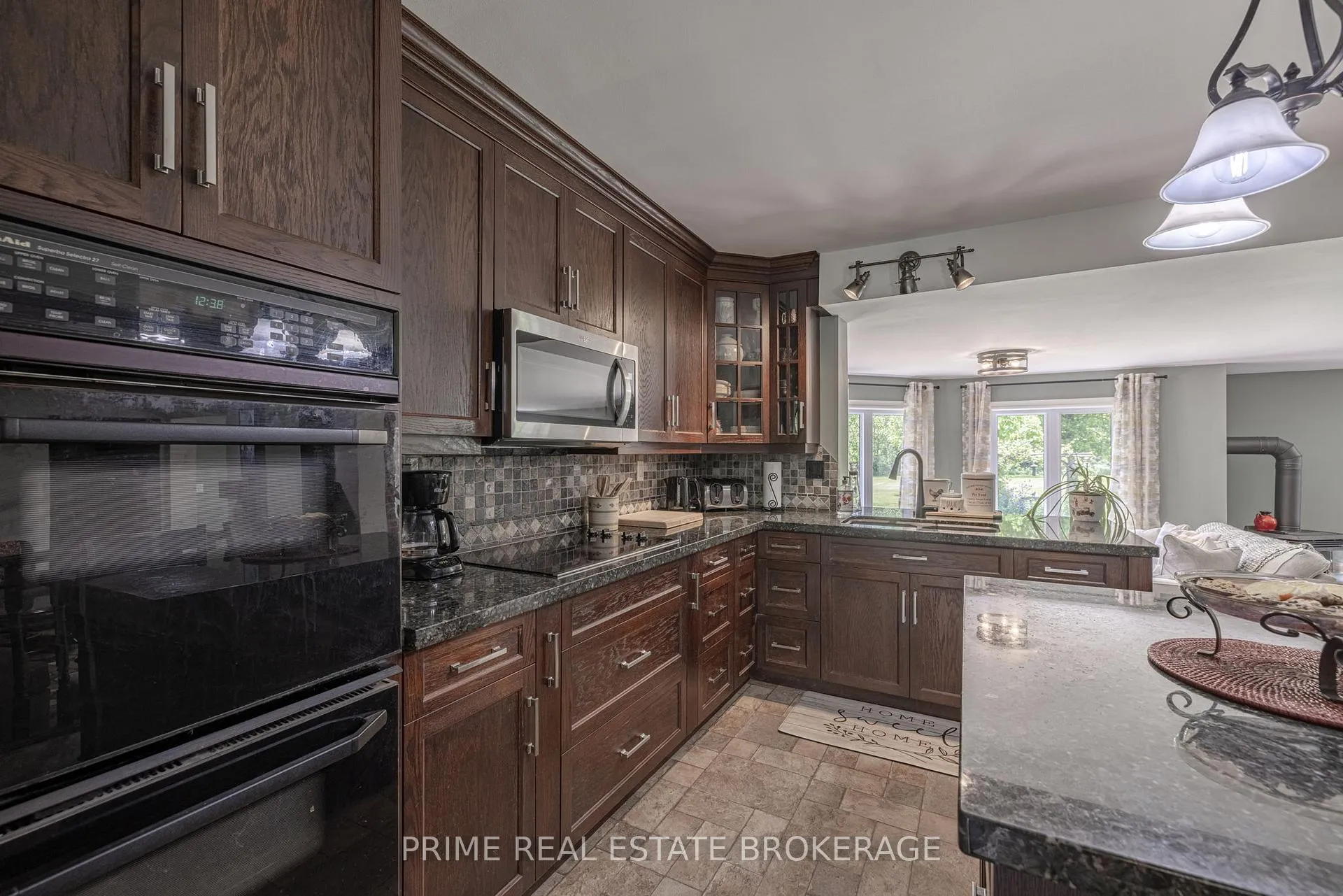 Photo 13 of 3304 Cromarty Drive, Thames Centre, Putnam — HOMEH