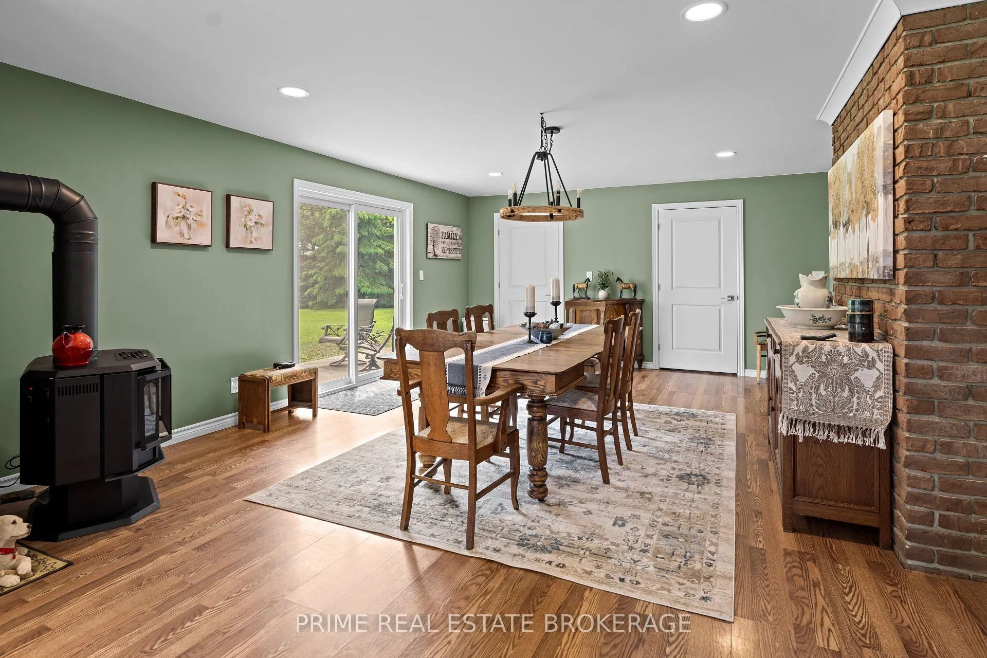 Photo 17 of 3304 Cromarty Drive, Thames Centre, Putnam — HOMEH