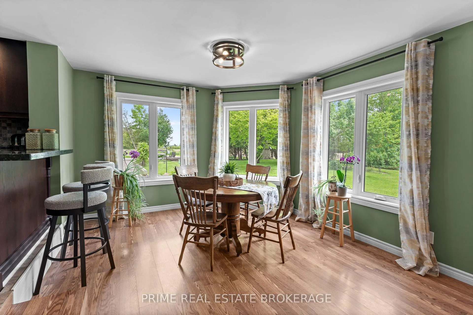 Photo 21 of 3304 Cromarty Drive, Thames Centre, Putnam — HOMEH