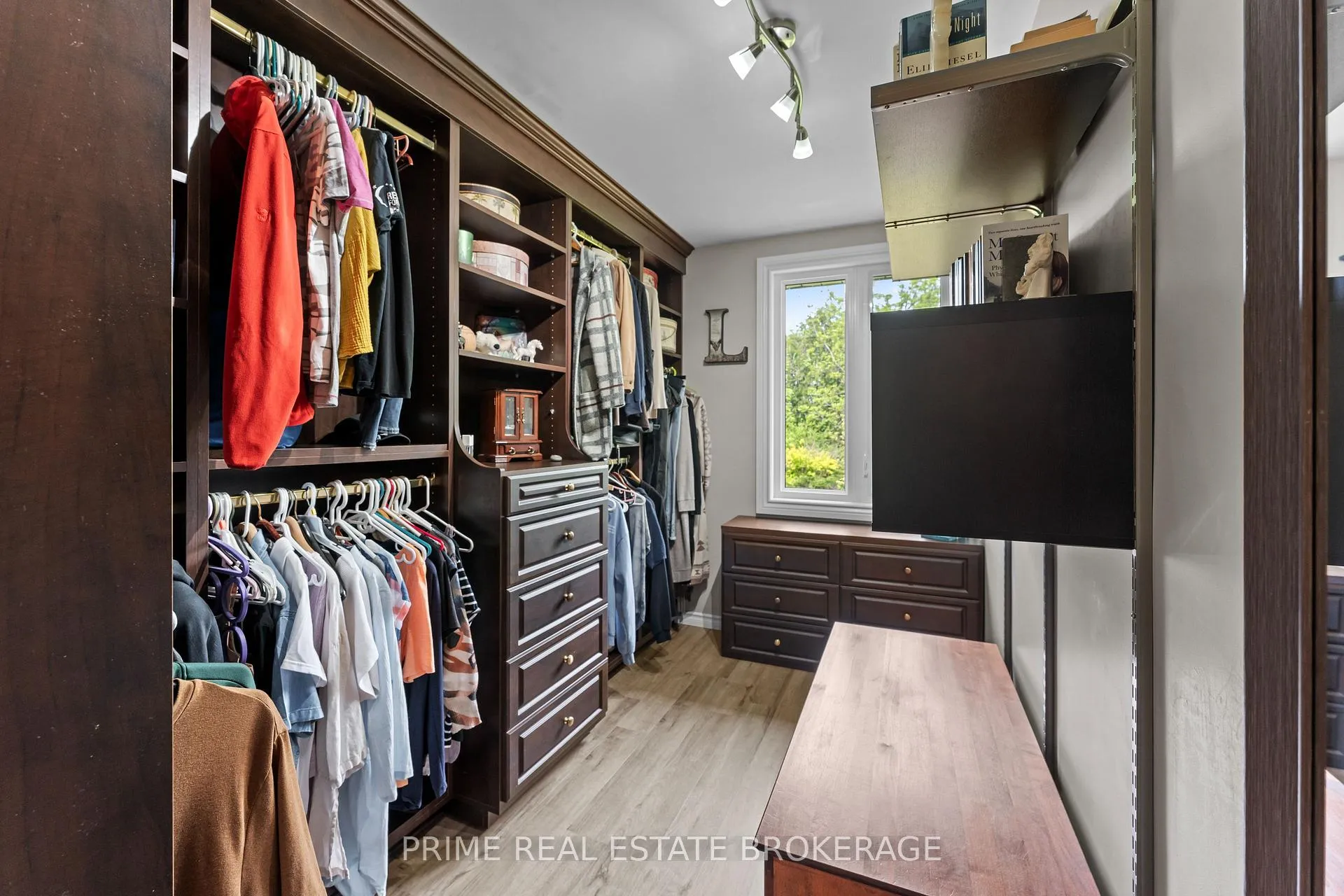 Photo 28 of 3304 Cromarty Drive, Thames Centre, Putnam — HOMEH