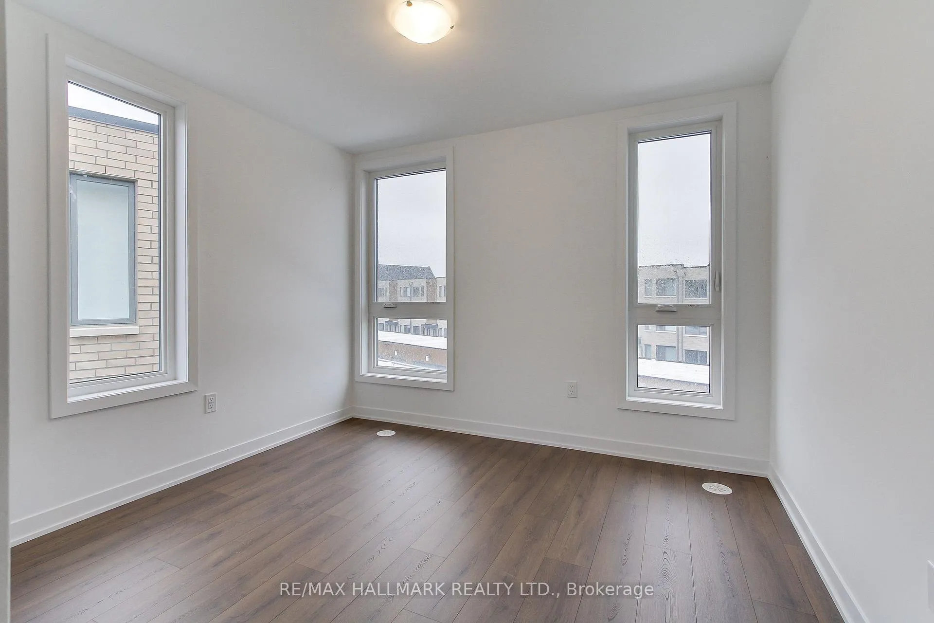 Photo 33 of 6 Turtle Island Road, Toronto, Englemount-Lawrence — HOMEH