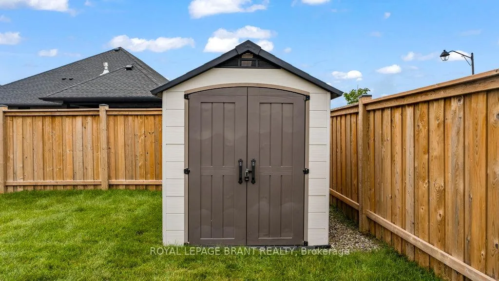 Photo 36 of 5 Edgar Place, Brant, Paris — HOMEH