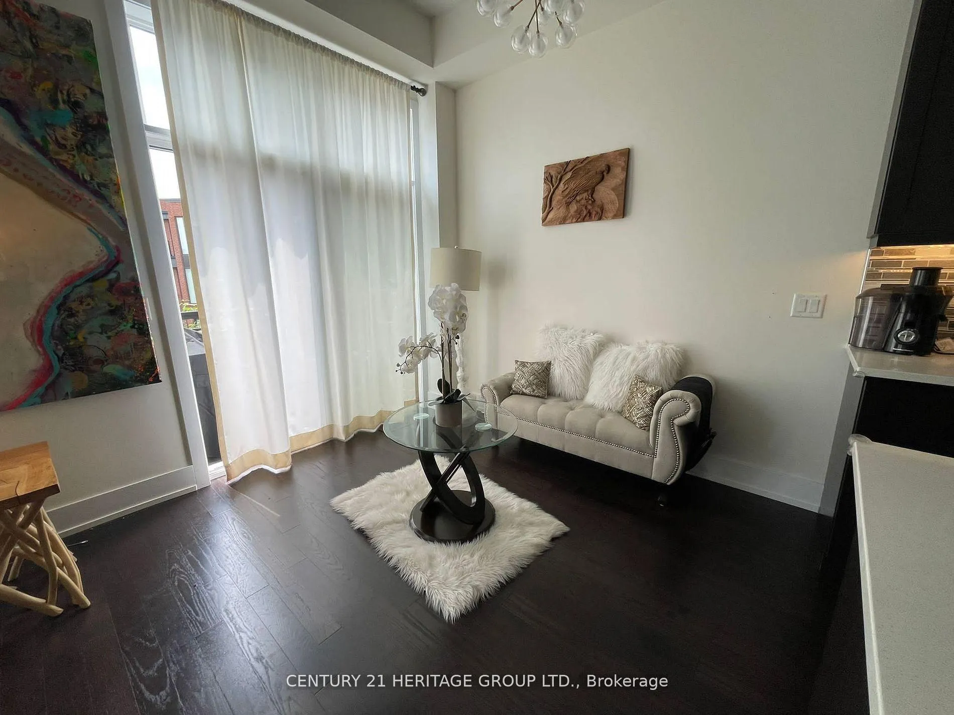 Photo 13 of 14 Cambray Road, Vaughan, Patterson — HOMEH