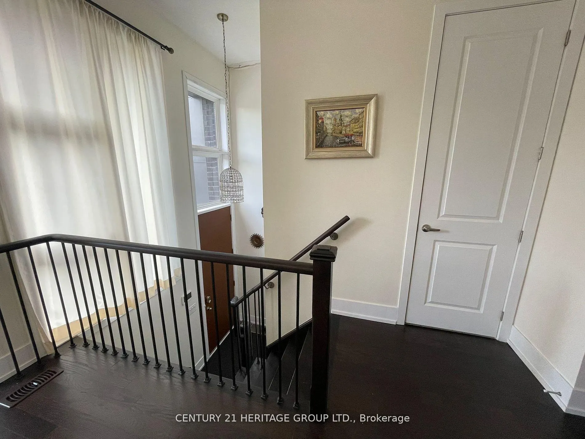 Photo 16 of 14 Cambray Road, Vaughan, Patterson — HOMEH