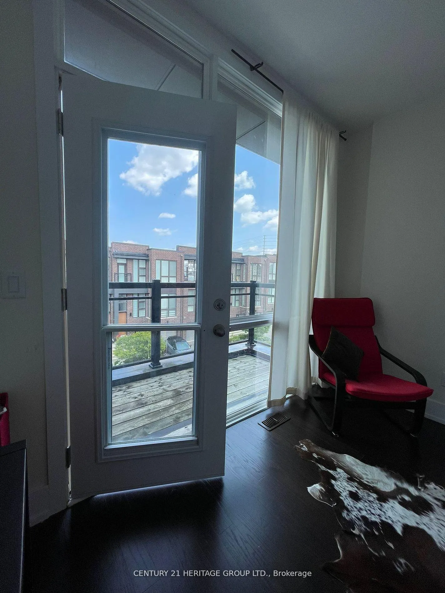 Photo 19 of 14 Cambray Road, Vaughan, Patterson — HOMEH