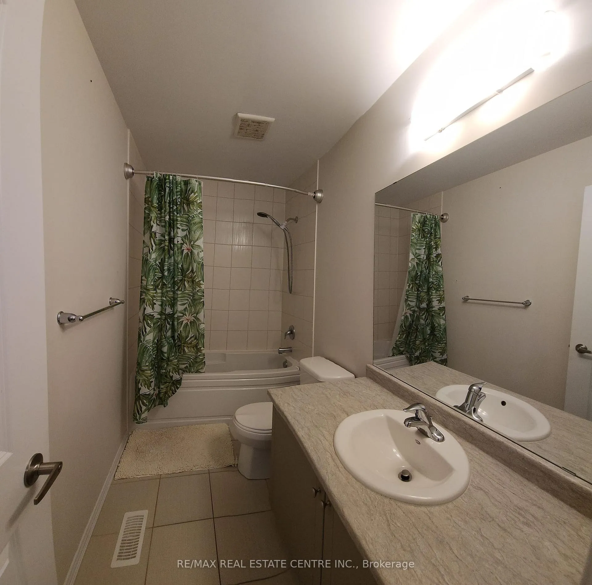 Photo 18 of 2 Utter Place, Hamilton, Stoney Creek Mountain — HOMEH