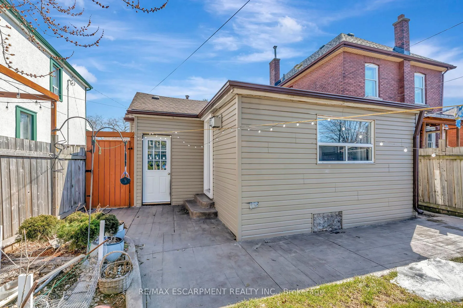 Photo 21 of 159 Grosvenor Avenue N, Hamilton, Crown Point — HOMEH
