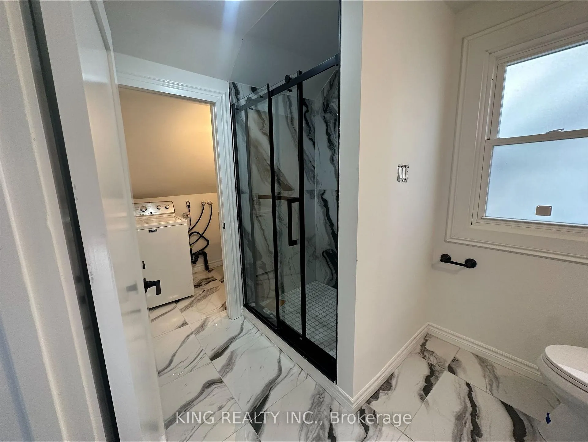 Photo 5 of Unit Main, 1243 Bruce Avenue, Windsor — HOMEH