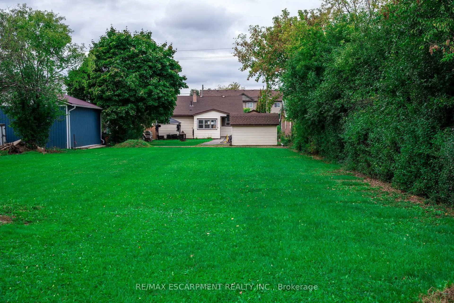 Photo 9 of 144 Green Road, Hamilton, Stoney Creek — HOMEH