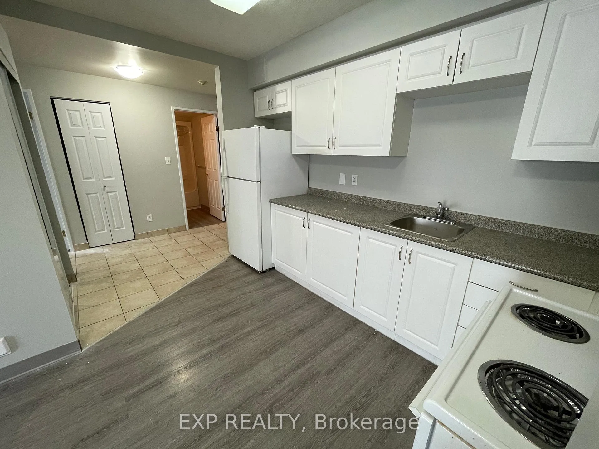 Photo 3 of Unit 403, 593 Strasburg Road, Kitchener — HOMEH
