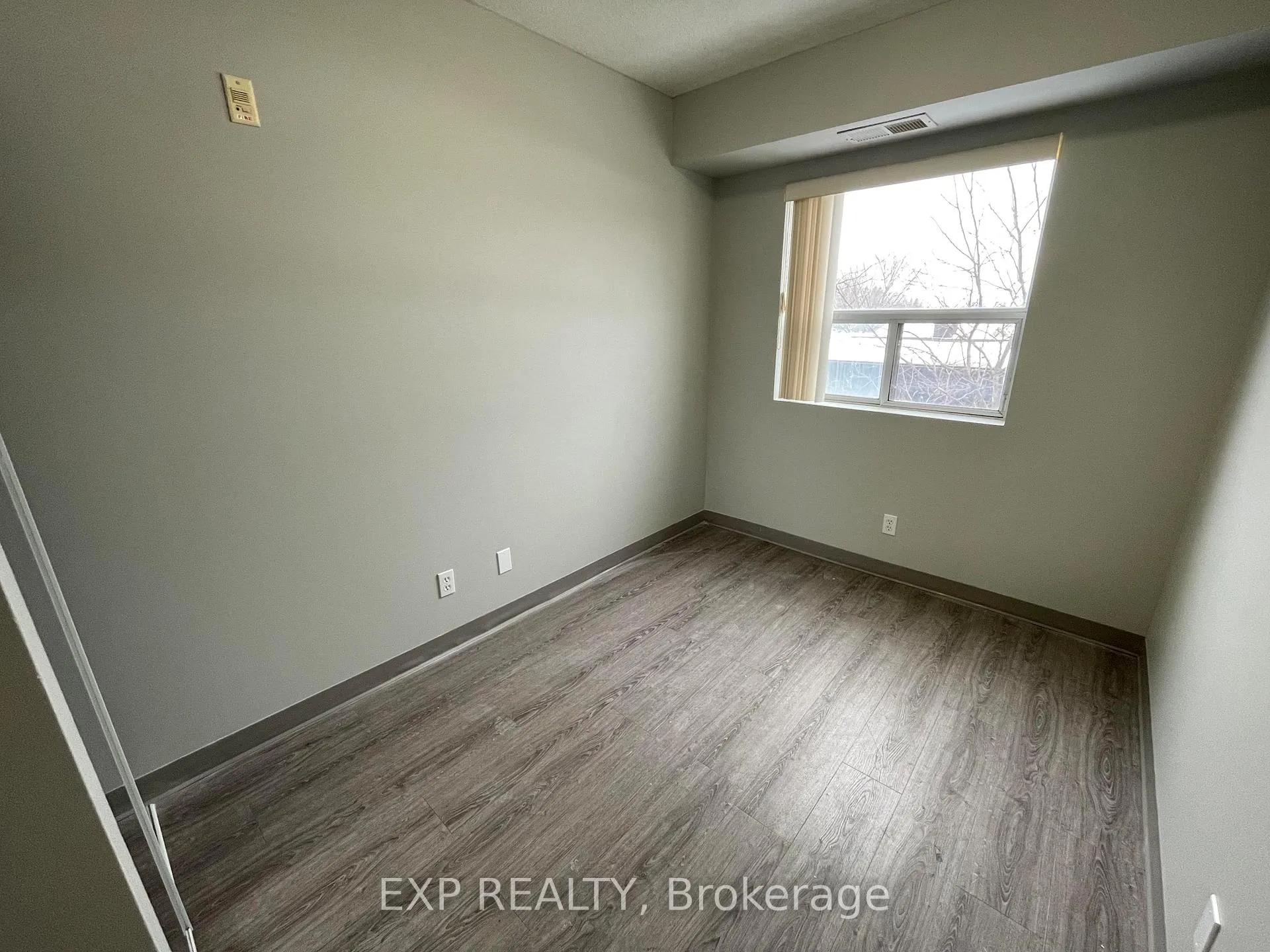 Photo 6 of Unit 403, 593 Strasburg Road, Kitchener — HOMEH