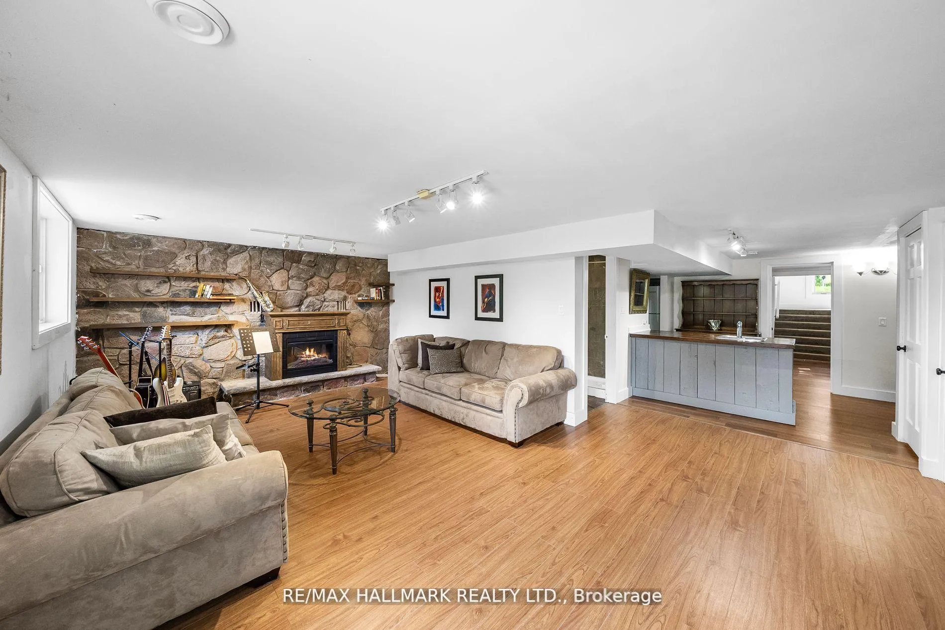 Photo 34 of 2422 Snow Valley Road, Springwater, Snow Valley — HOMEH